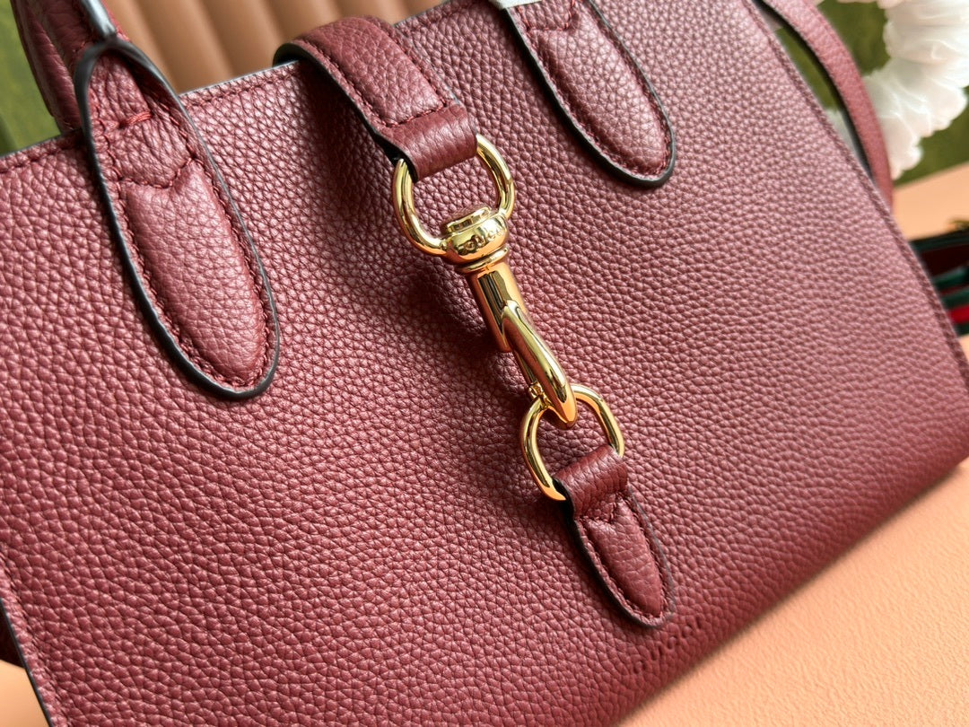 Gucci Small/Medium Tote Bag in Rosso Ancora Red or Bordeaux Grained Leather with Hook Closure