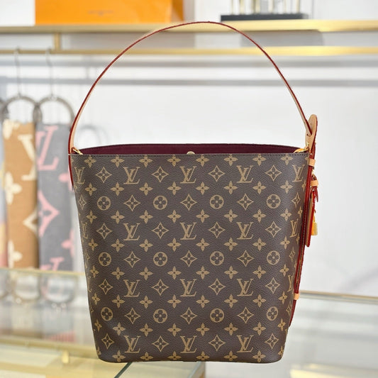 Louis Vuitton All In BB in Monogram Canvas with Removable Pouch
