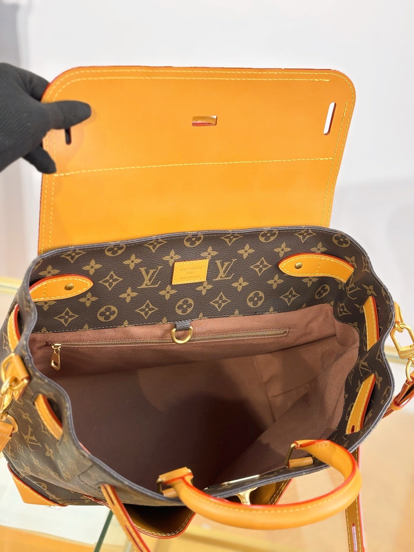 Louis Vuitton Steamer 30 Bag – Monogram Canvas with Cowhide Leather Trim