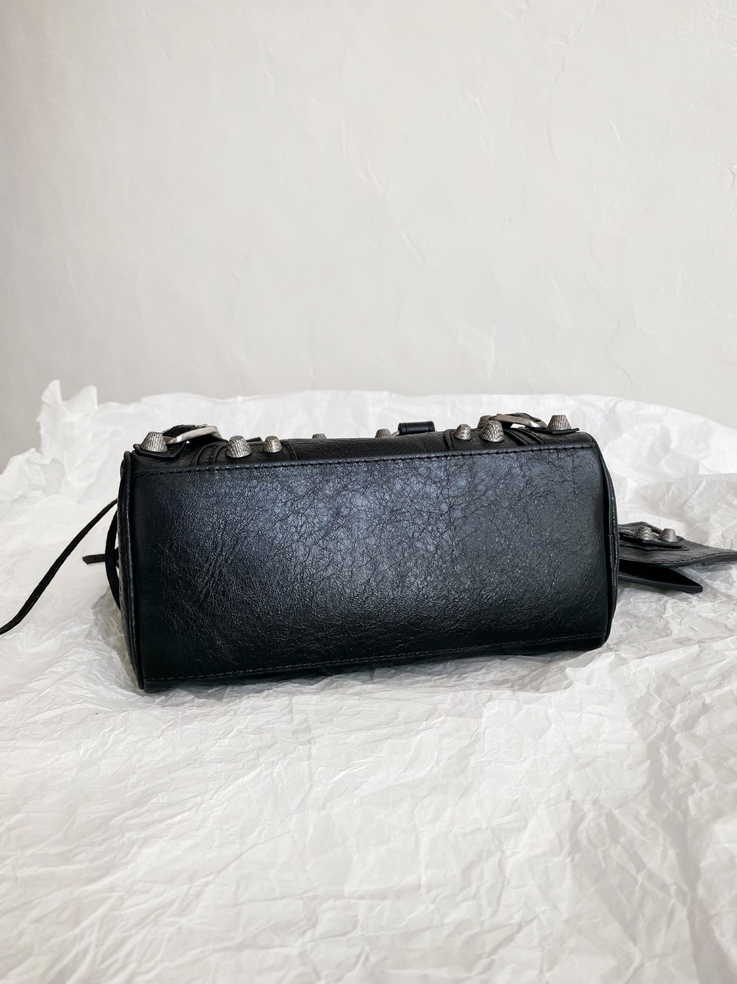 Balenciaga Neo Cagole Nano Duffle Black Arena Lambskin