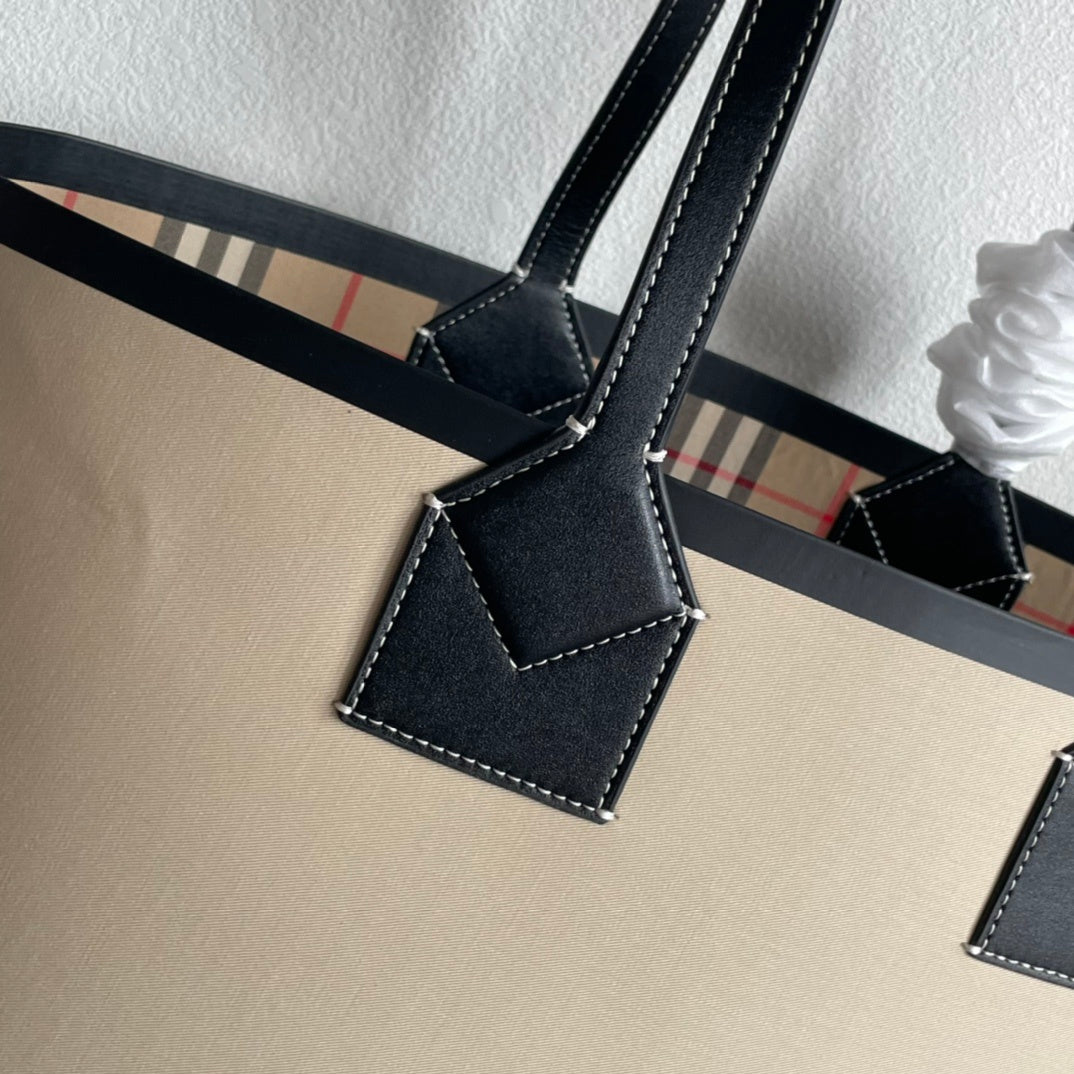 Burberry Label Print Cotton Medium London Tote Bag with Black Leather Trim