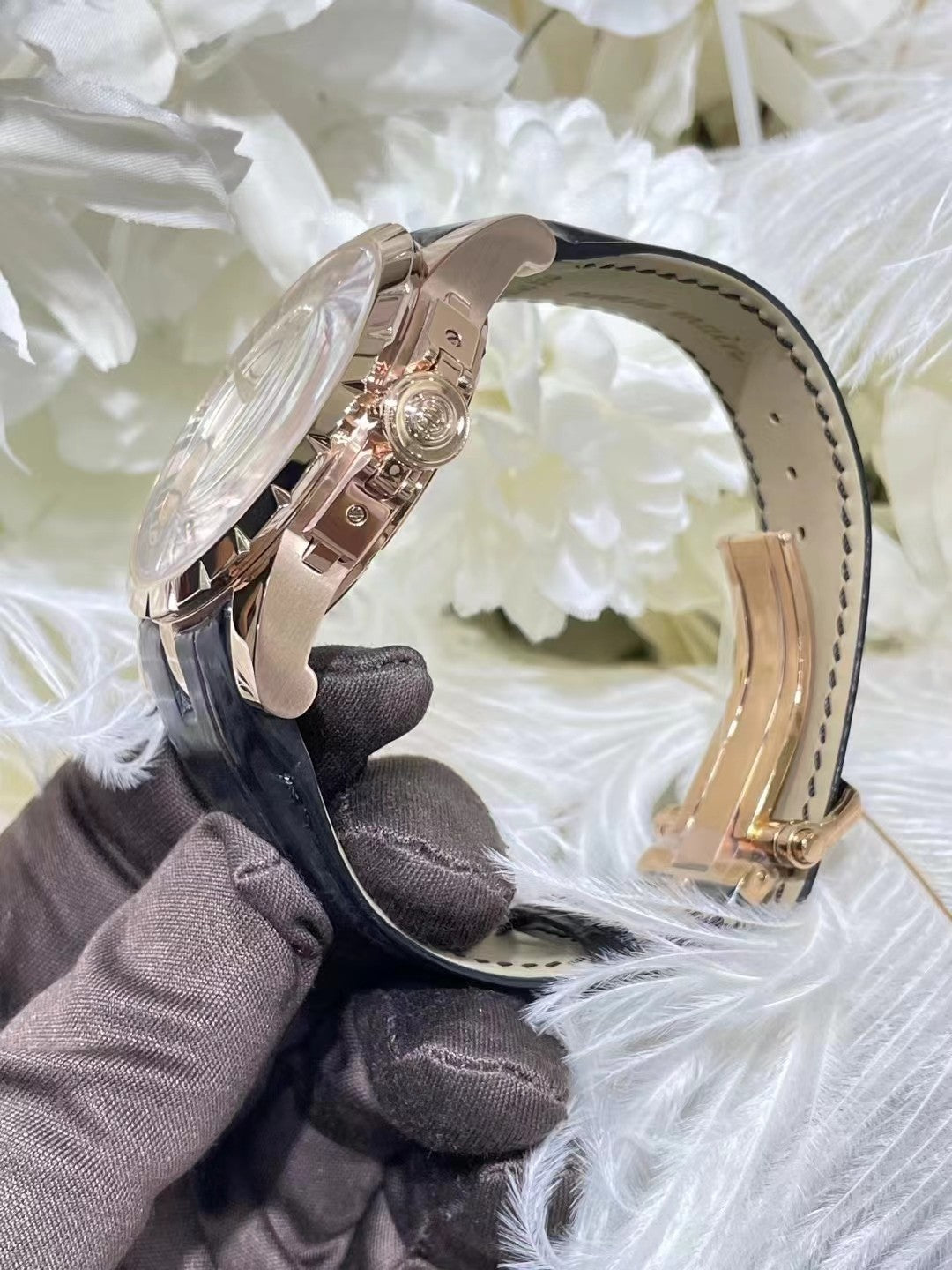 Roger Dubuis Excalibur Double Flying Tourbillon – 18k Rose Gold, Silver Dial, Black Leather Strap