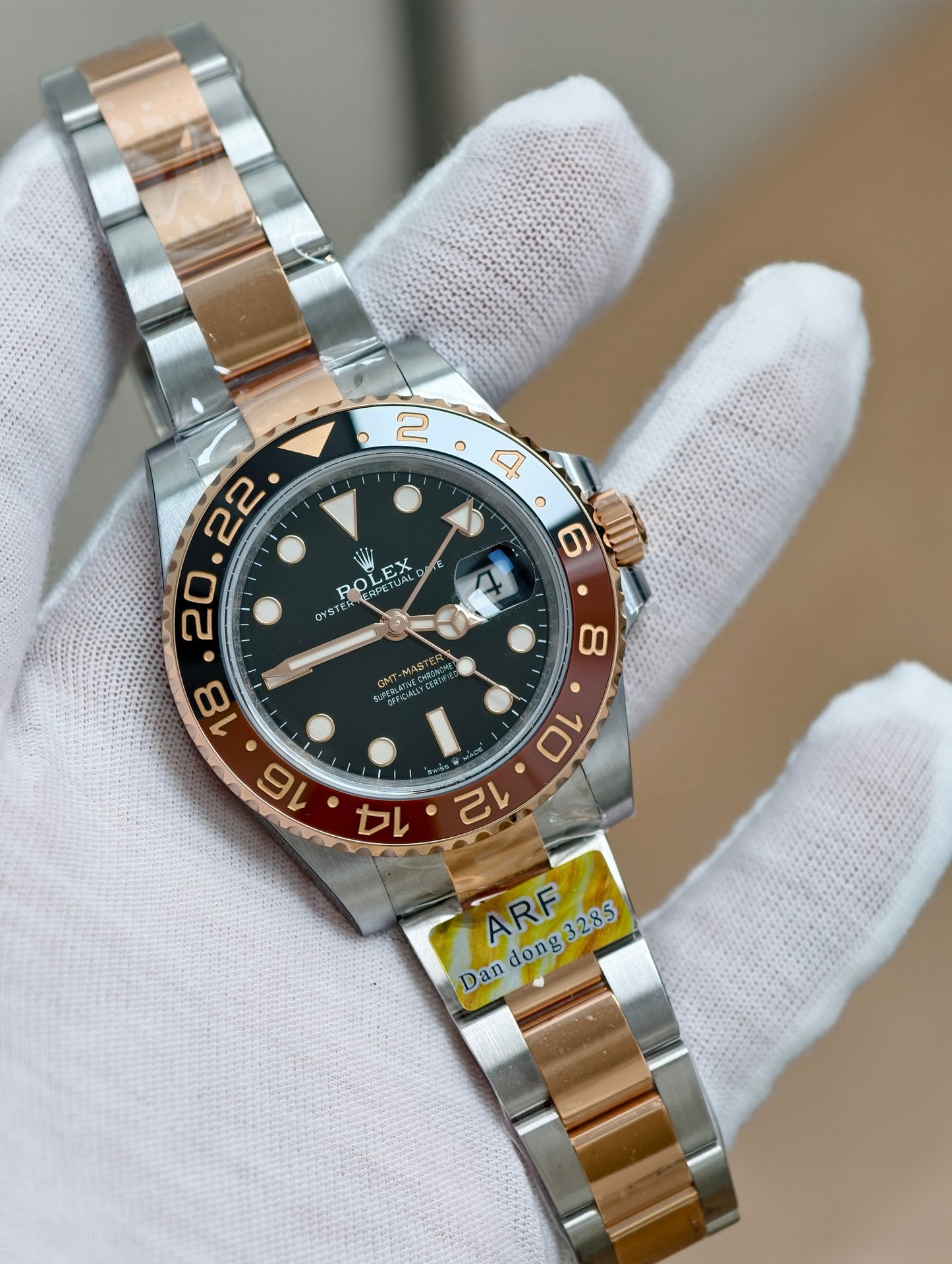 Rolex GMT-Master II “Root-Beer” in Two-Tone Stainless Steel & Rose Gold