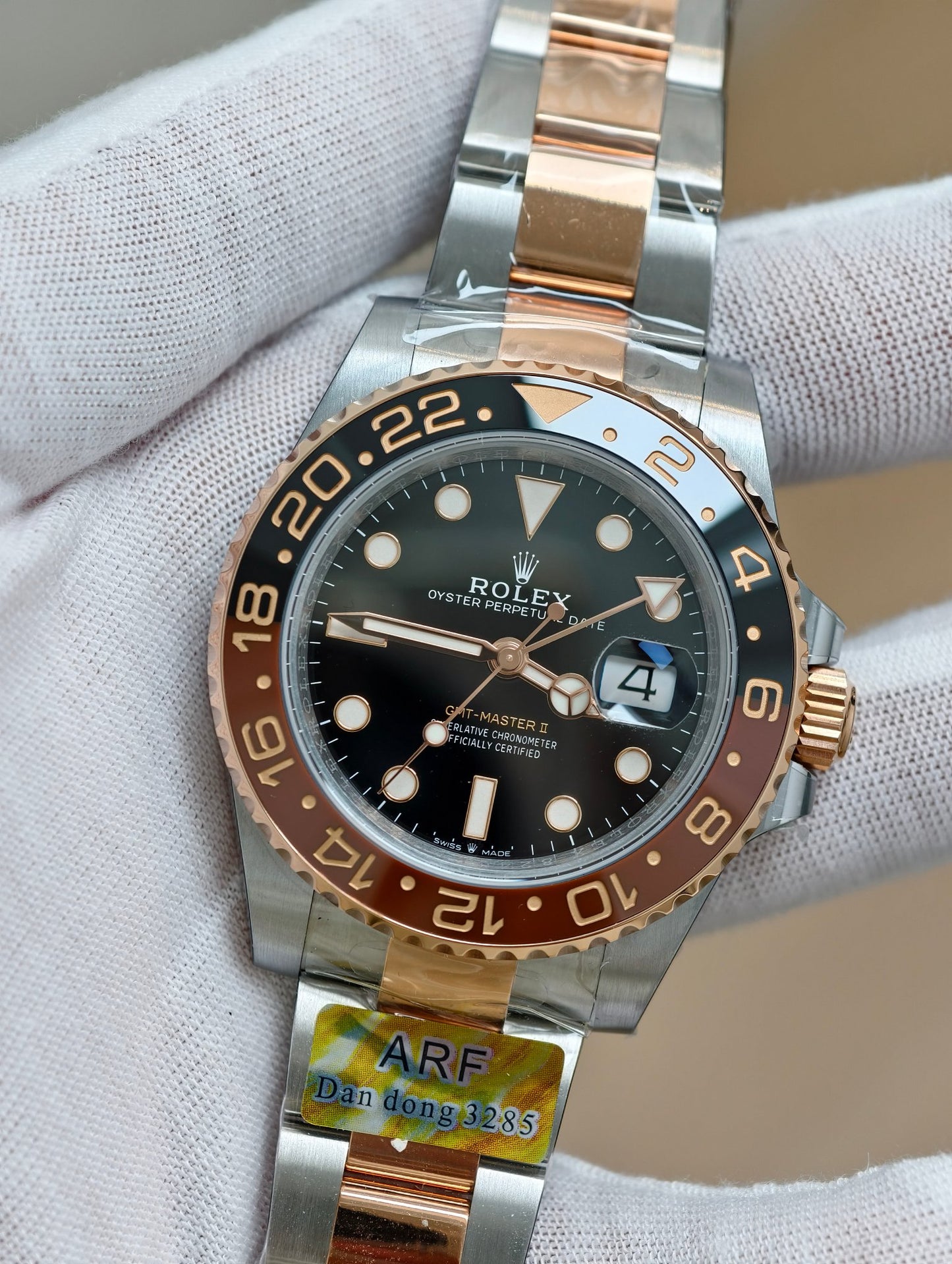 Rolex GMT-Master II “Root-Beer” in Two-Tone Stainless Steel & Rose Gold