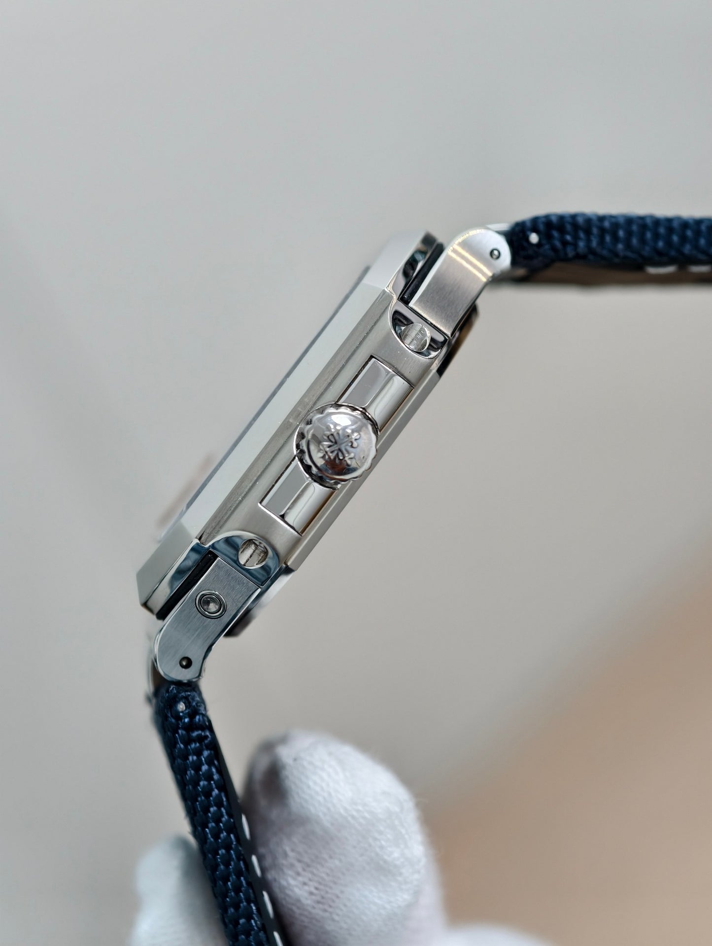 Patek Philippe Cubitus 5822P-001 in Platinum with Contemporary Dial