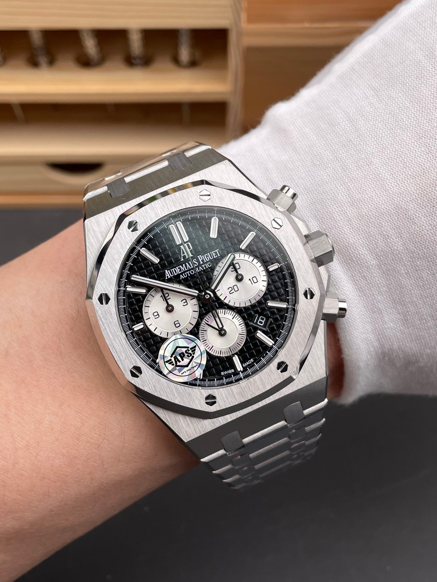 Audemars Piguet Royal Oak Chronograph 26331ST – Black “Grande Tapisserie” Dial