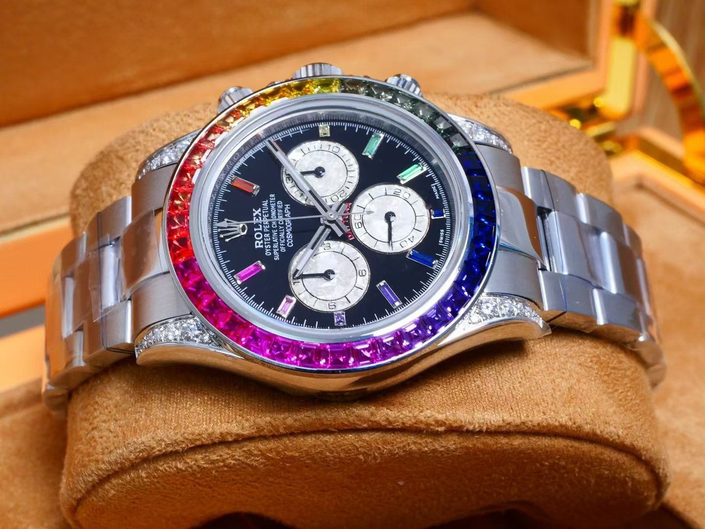 Rolex Oyster Perpetual Cosmograph Daytona White Gold, Diamond-Paved Dial, Rainbow Baguette Sapphire Bezel