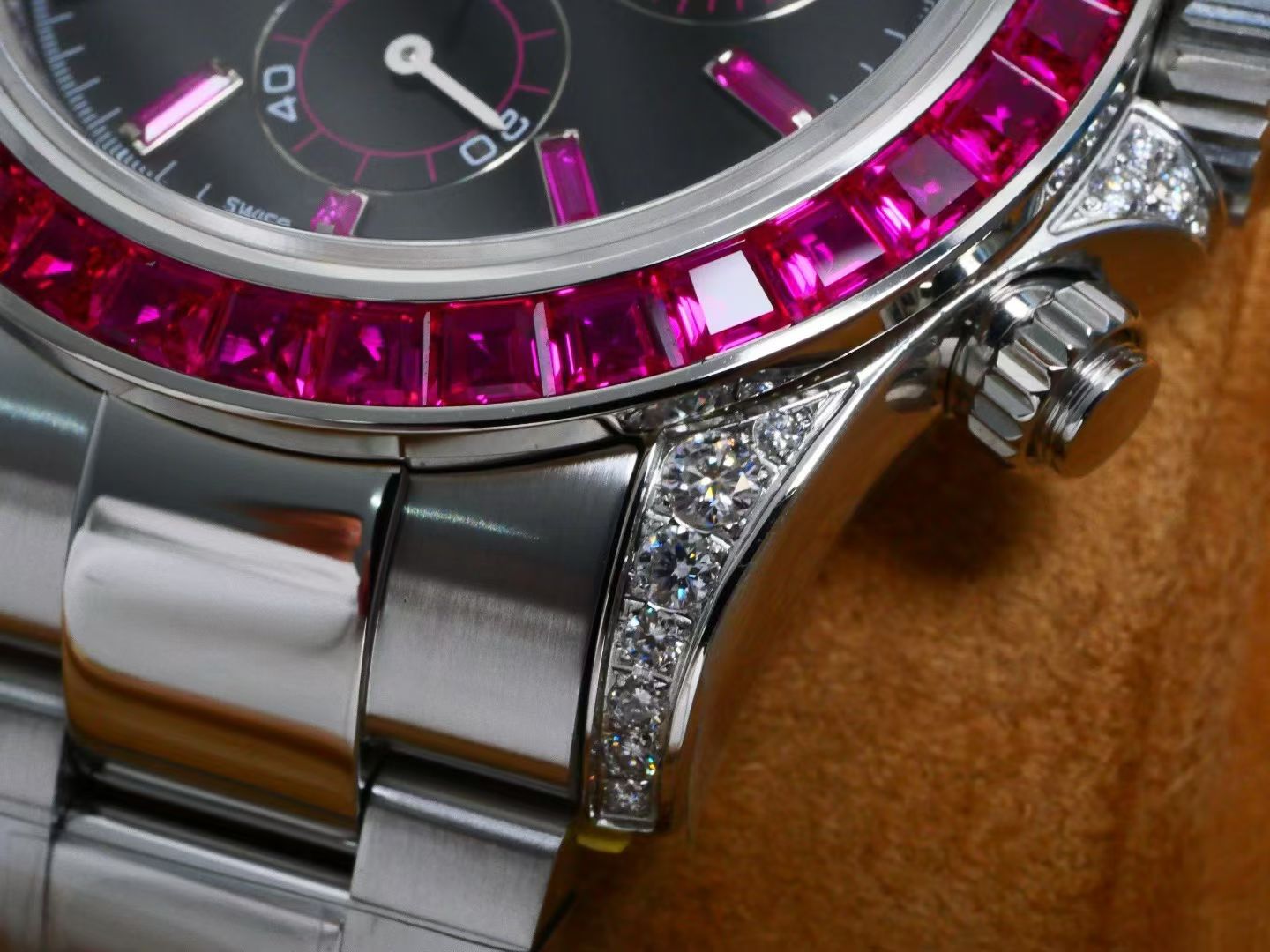 Rolex Cosmograph Daytona – 18K White Gold, Black Dial, Ruby Bezel & Diamond Lugs