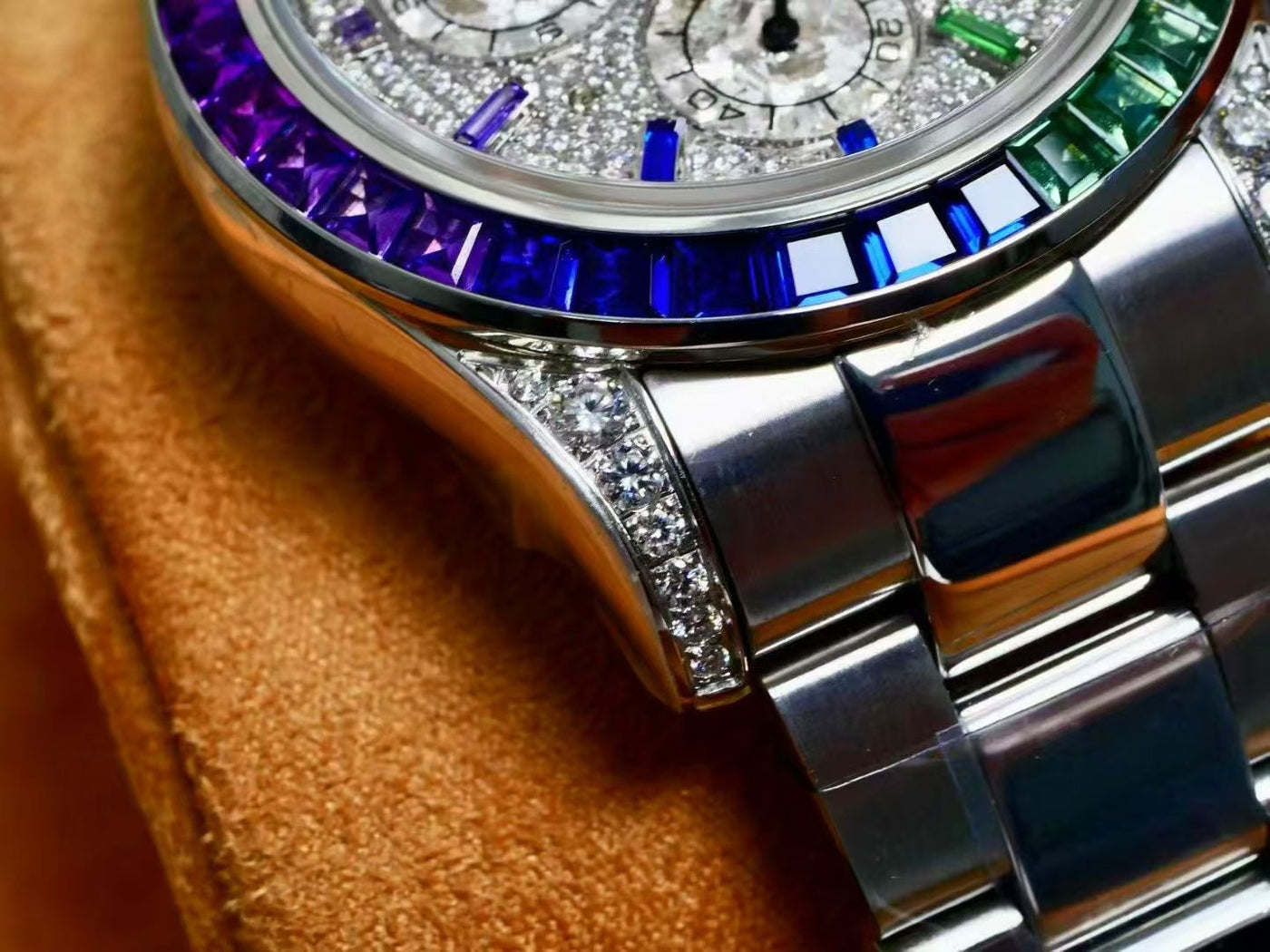 Rolex Cosmograph Daytona “Rainbow” – 18K White Gold, Pavé Diamond Dial, Rainbow Sapphire Bezel
