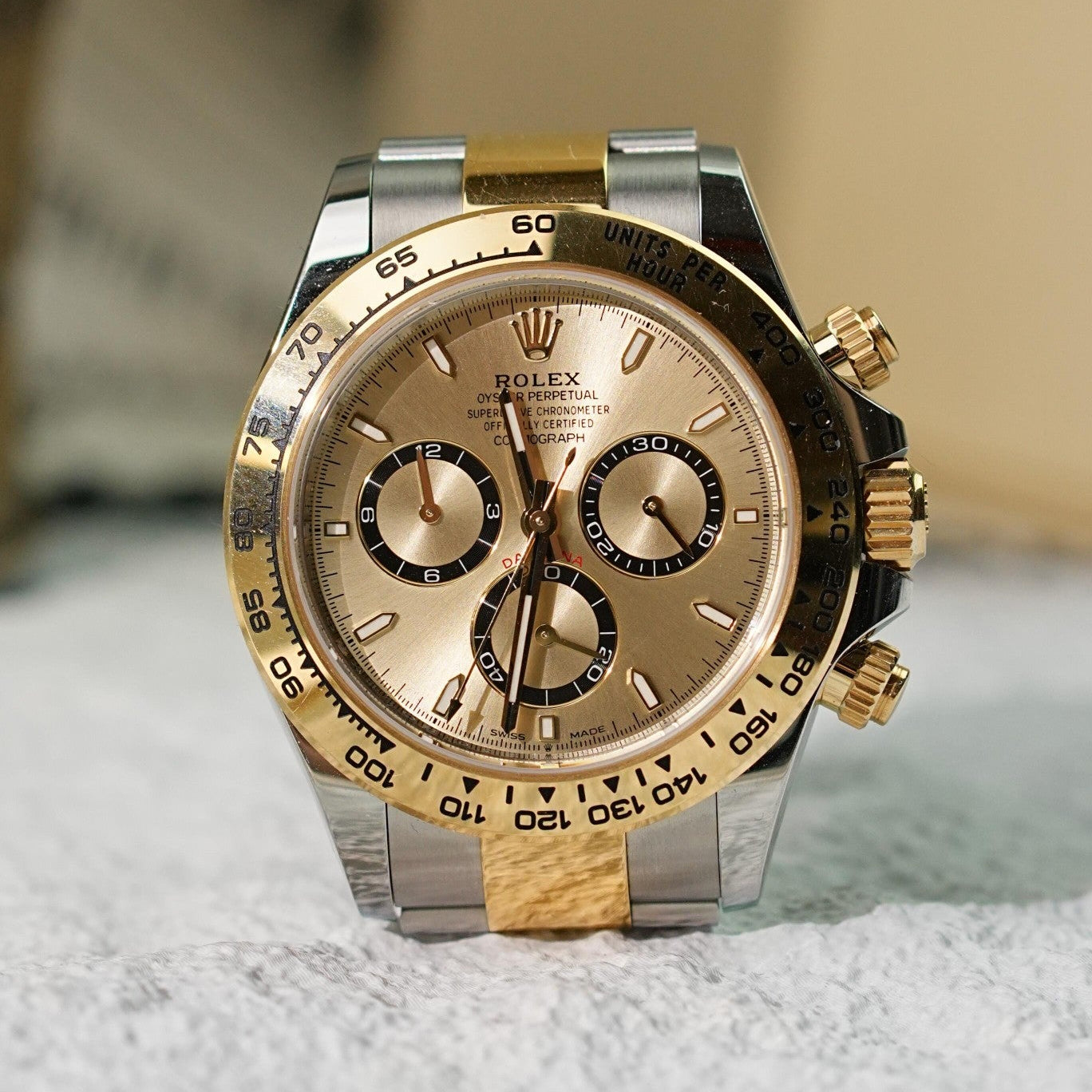 Rolex Cosmograph Daytona – Two-Tone Oystersteel & 18K Yellow Gold, Champagne Dial