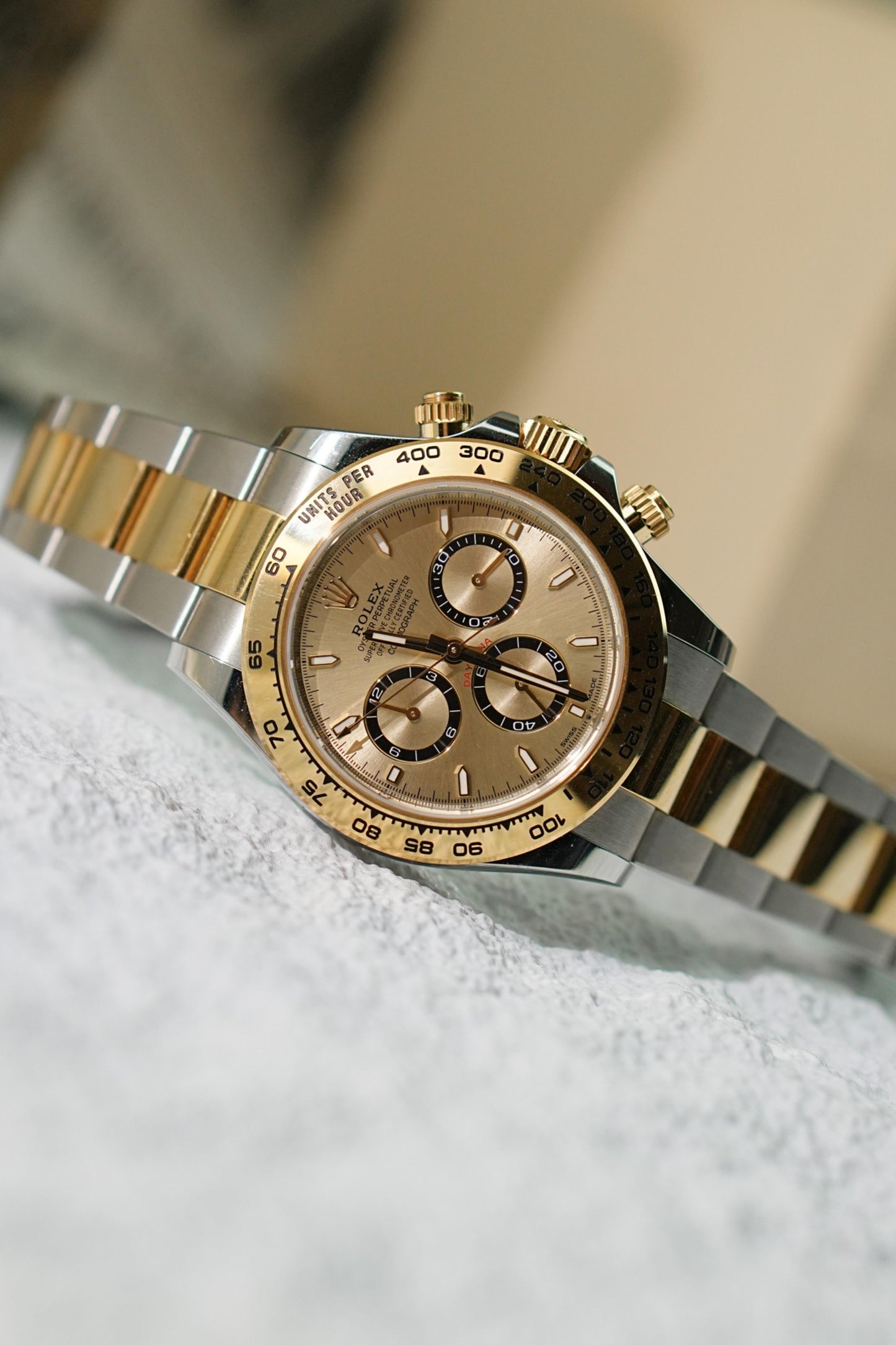 Rolex Cosmograph Daytona – Two-Tone Oystersteel & 18K Yellow Gold, Champagne Dial