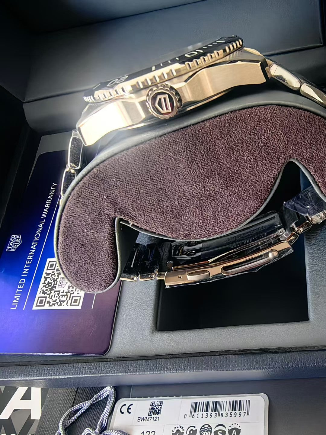 TAG Heuer Aquaracer Professional 300 Date Black Dial, Stainless Steel Bracelet