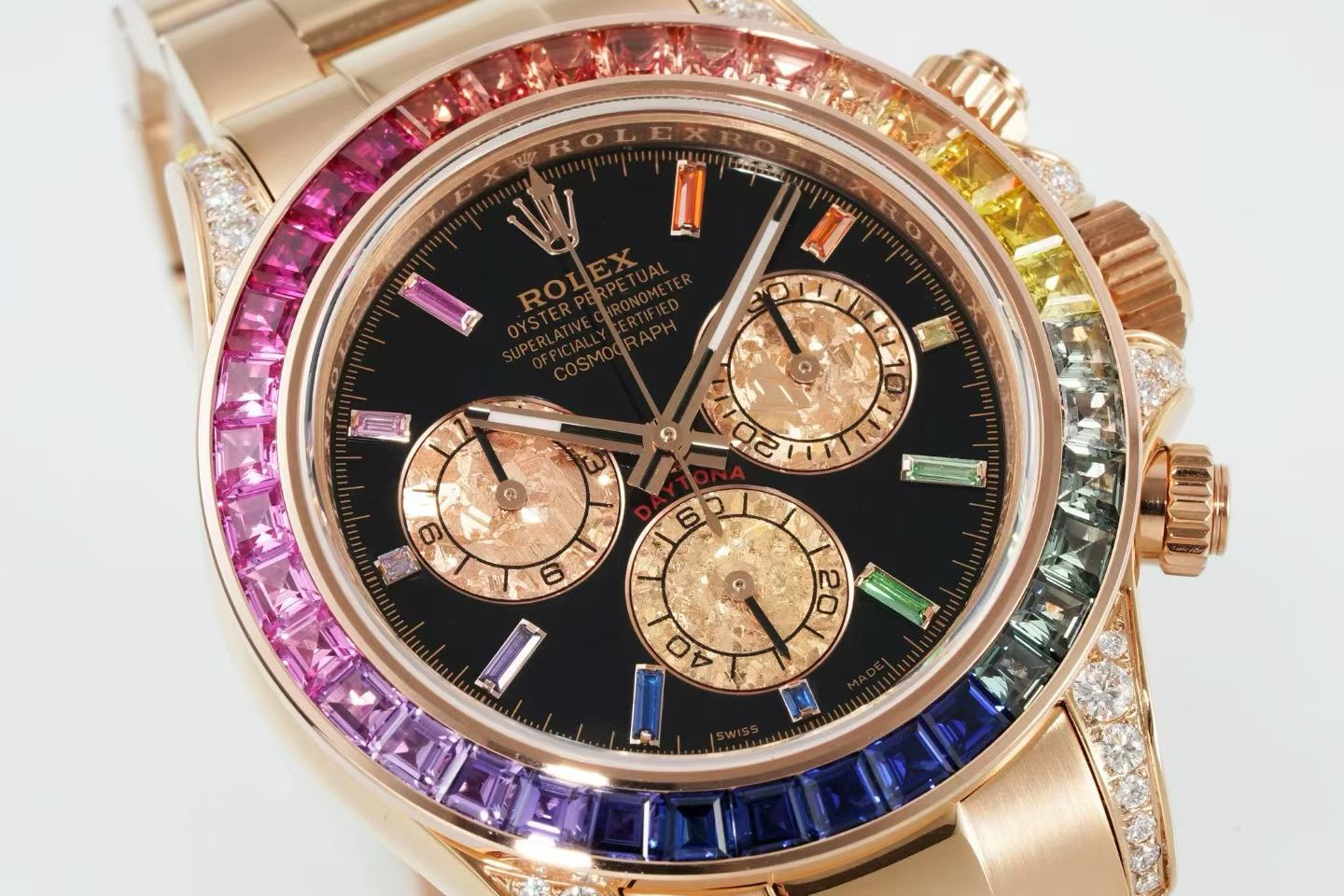 Rolex Cosmograph Daytona 116595RBOW – 18k Everose Gold, Rainbow Sapphire Bezel