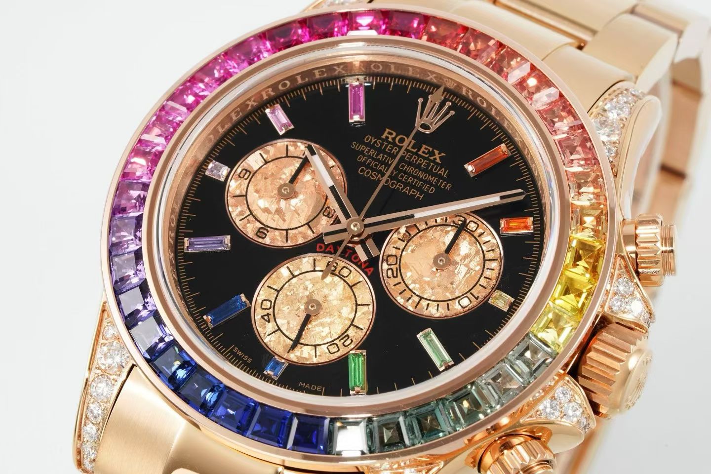 Rolex Cosmograph Daytona 116595RBOW – 18k Everose Gold, Rainbow Sapphire Bezel