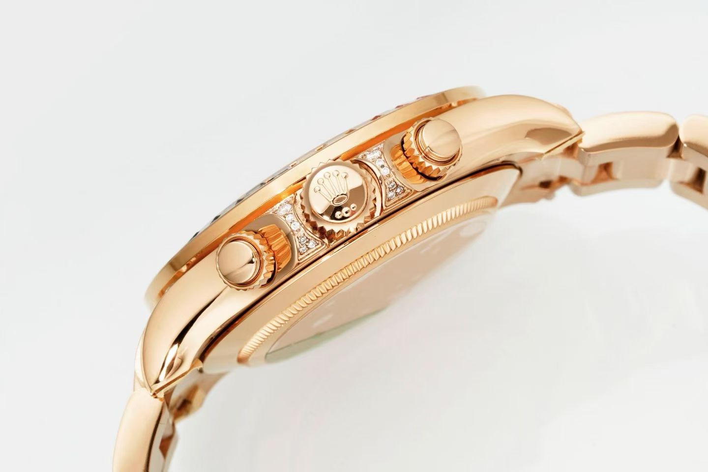 Rolex Cosmograph Daytona 116595RBOW – 18k Everose Gold, Rainbow Sapphire Bezel