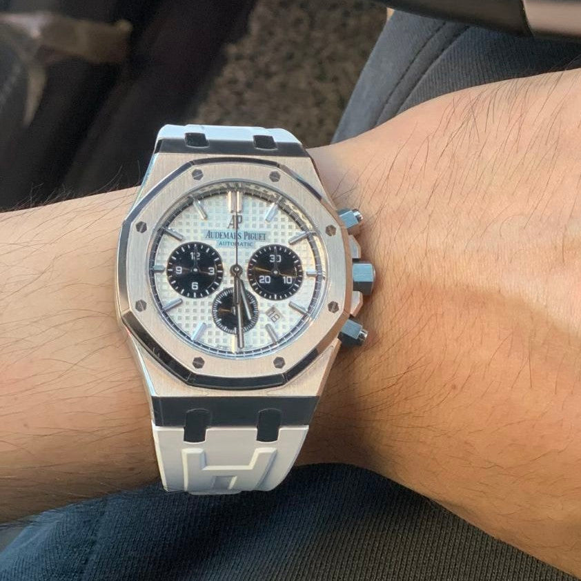 Audemars Piguet Royal Oak Chronograph 41mm – Stainless Steel, White "Grande Tapisserie" Dial
