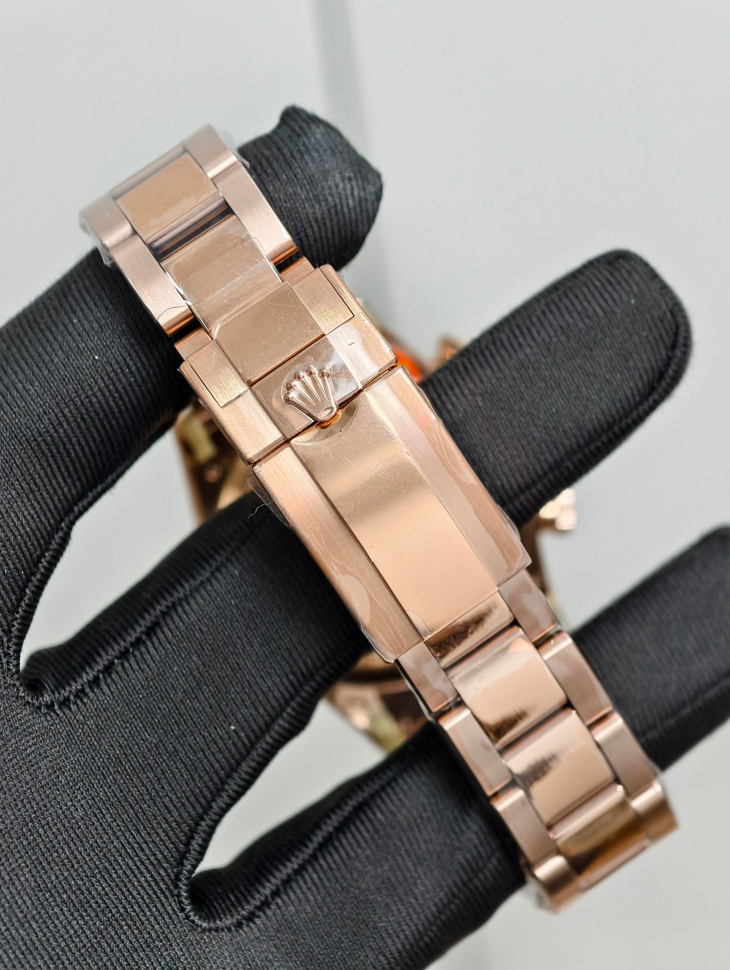 Rolex Cosmograph Daytona in 18K Rose Gold with Black Dial & Rose Gold Oyster Bracelet