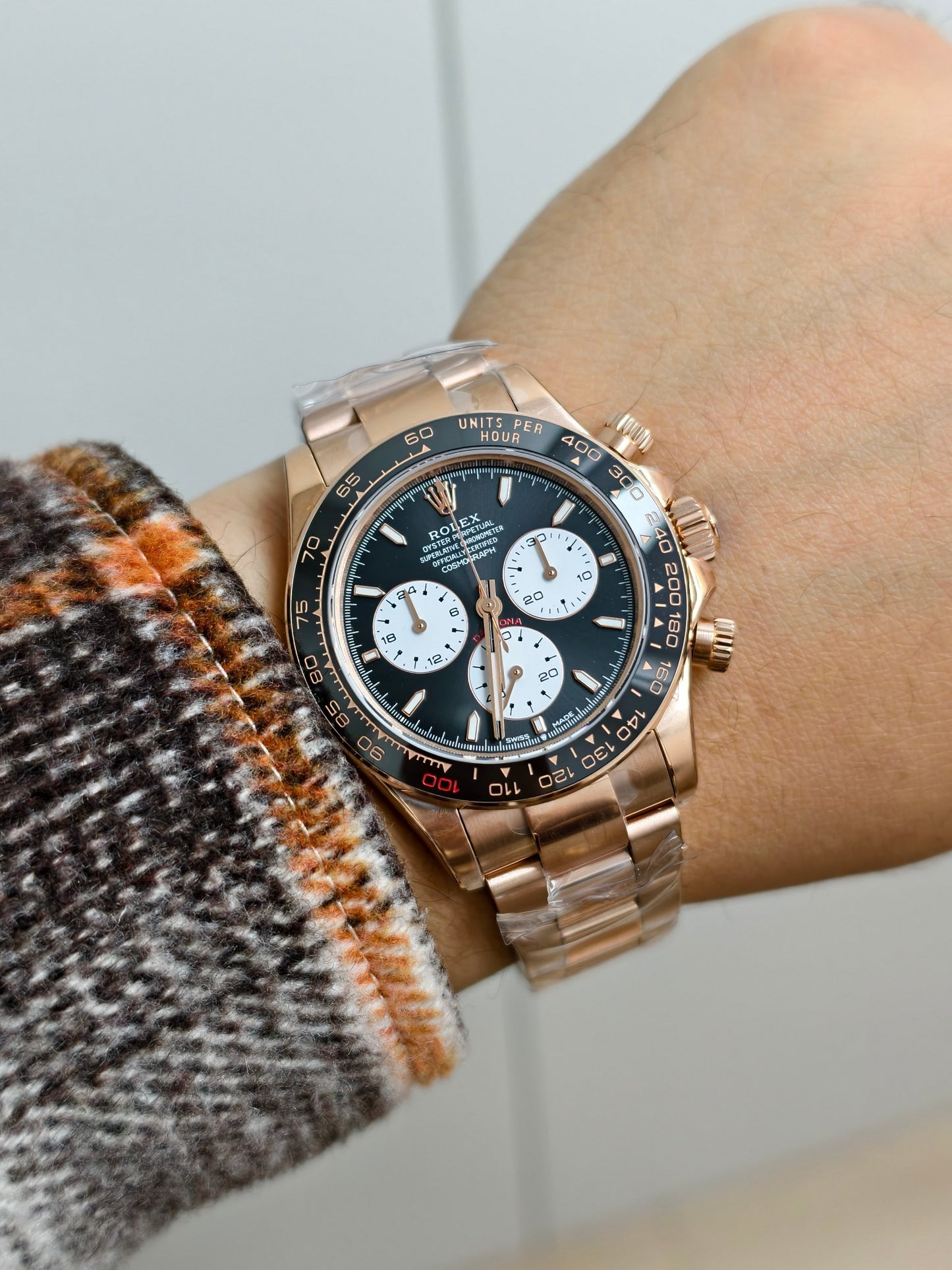 Rolex Cosmograph Daytona in 18K Rose Gold with Black Dial & Rose Gold Oyster Bracelet