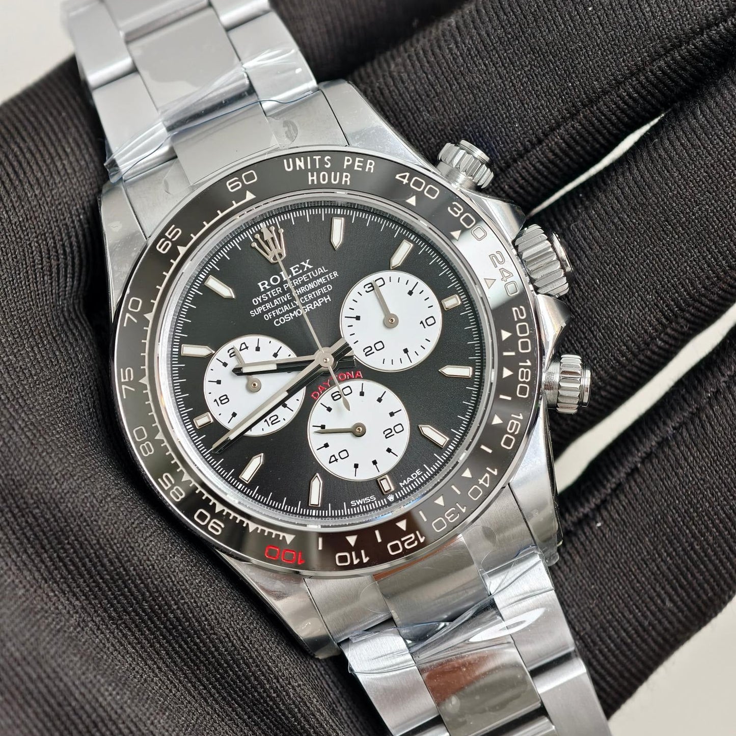 Rolex Cosmograph Daytona 126529LN in White Gold with Black Dial & Oyster Bracelet