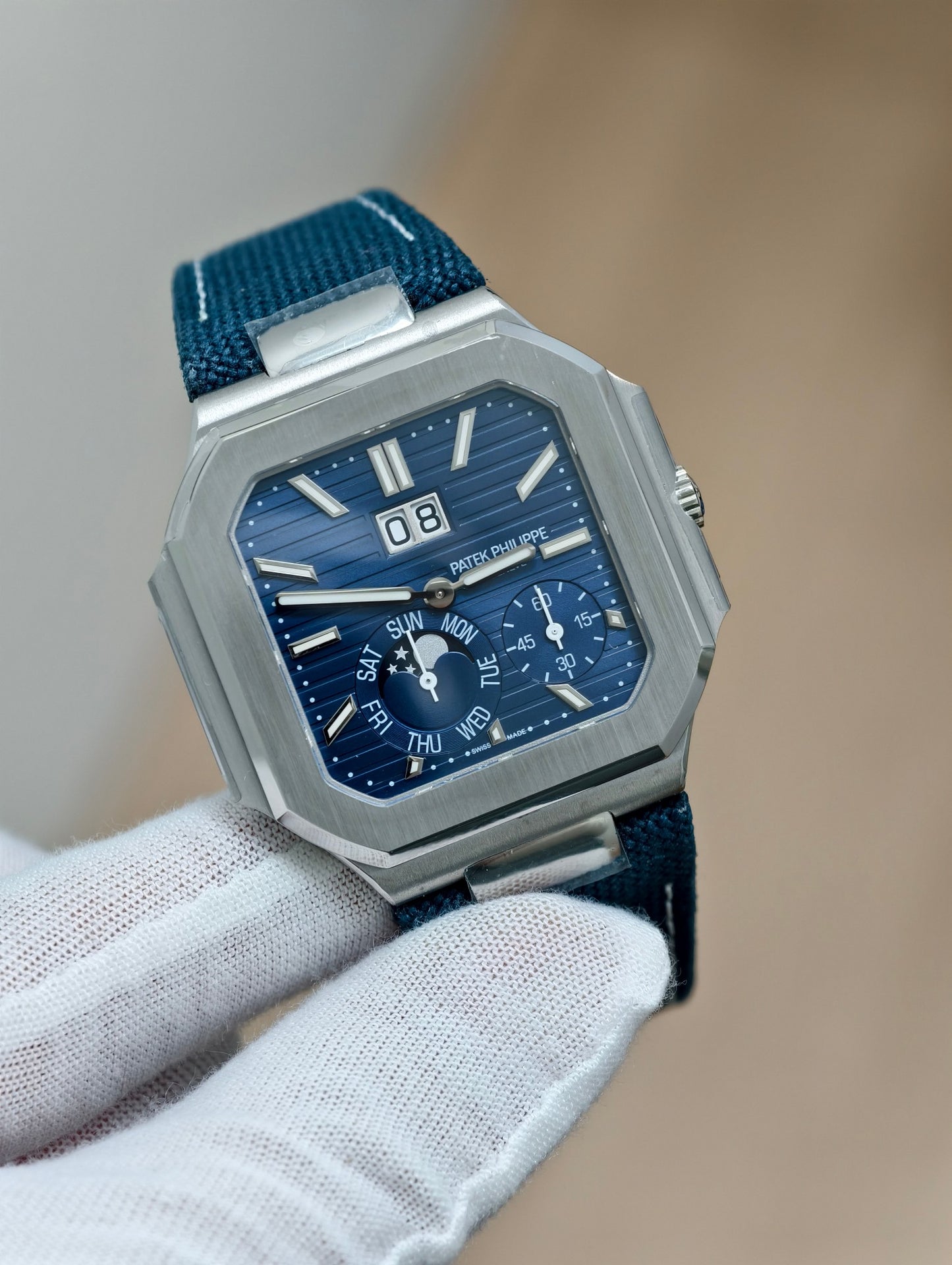 Patek Philippe Cubitus 5822P Platinum Blue Dial