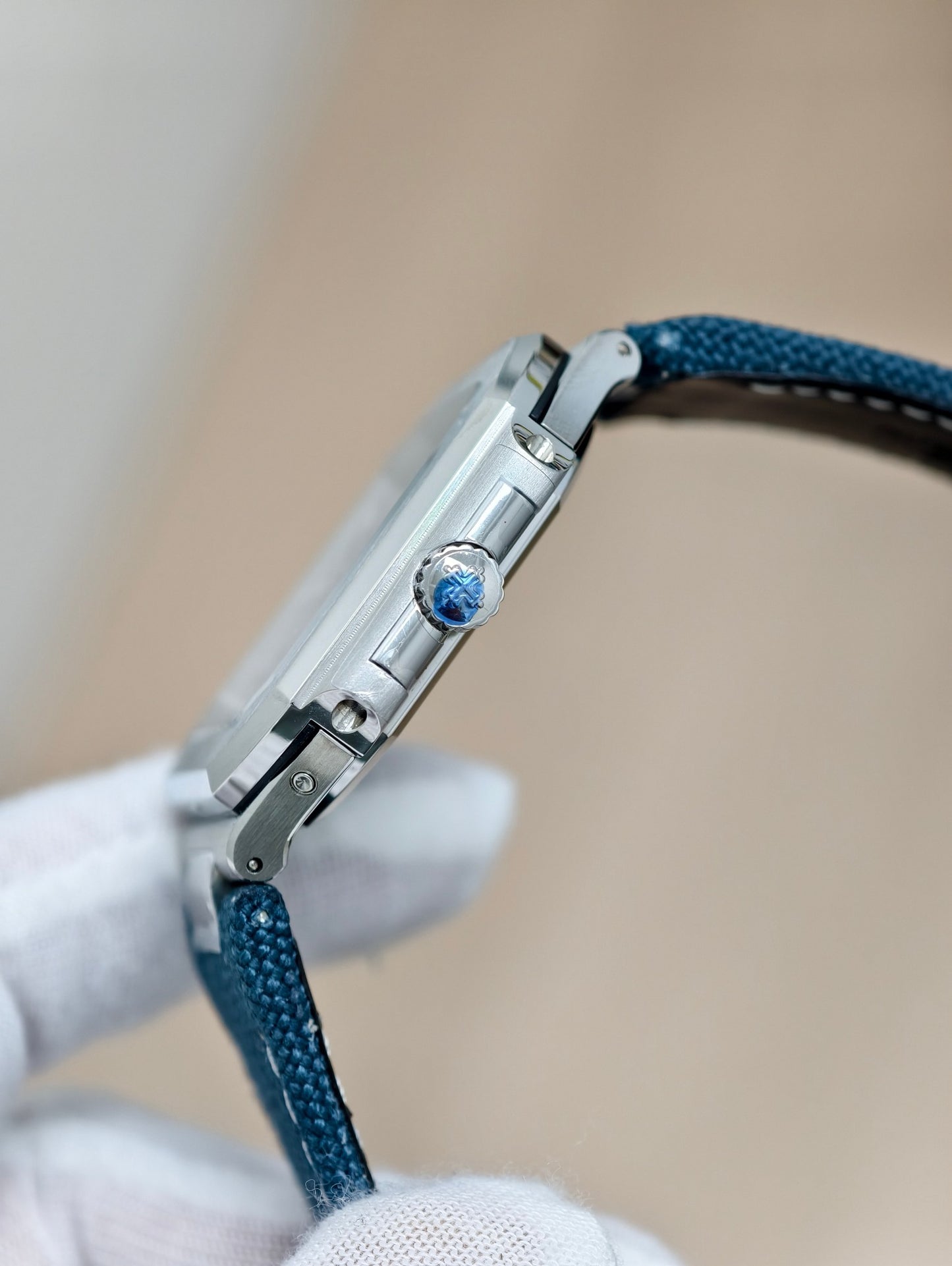 Patek Philippe Cubitus 5822P Platinum Blue Dial