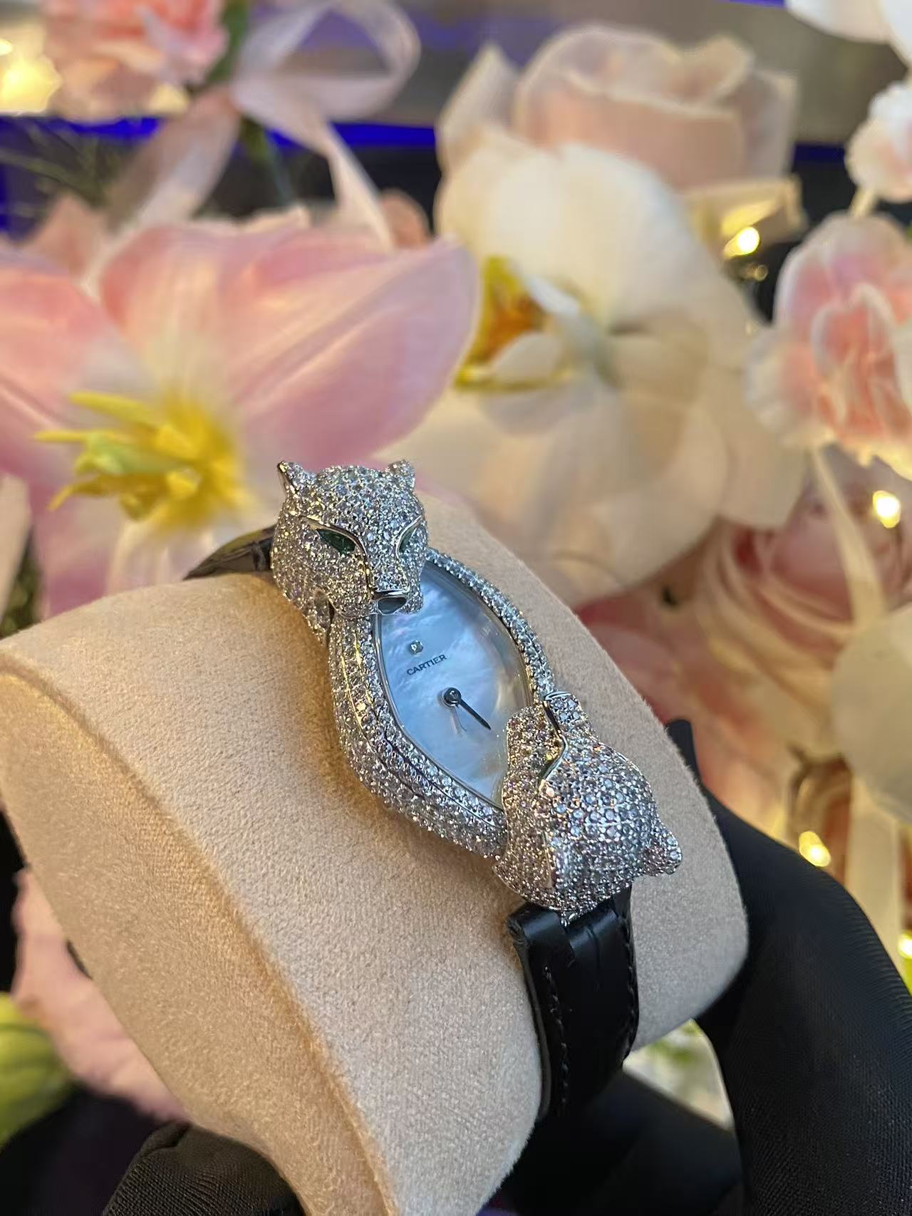 Cartier Panthère Diamond White Gold Watch