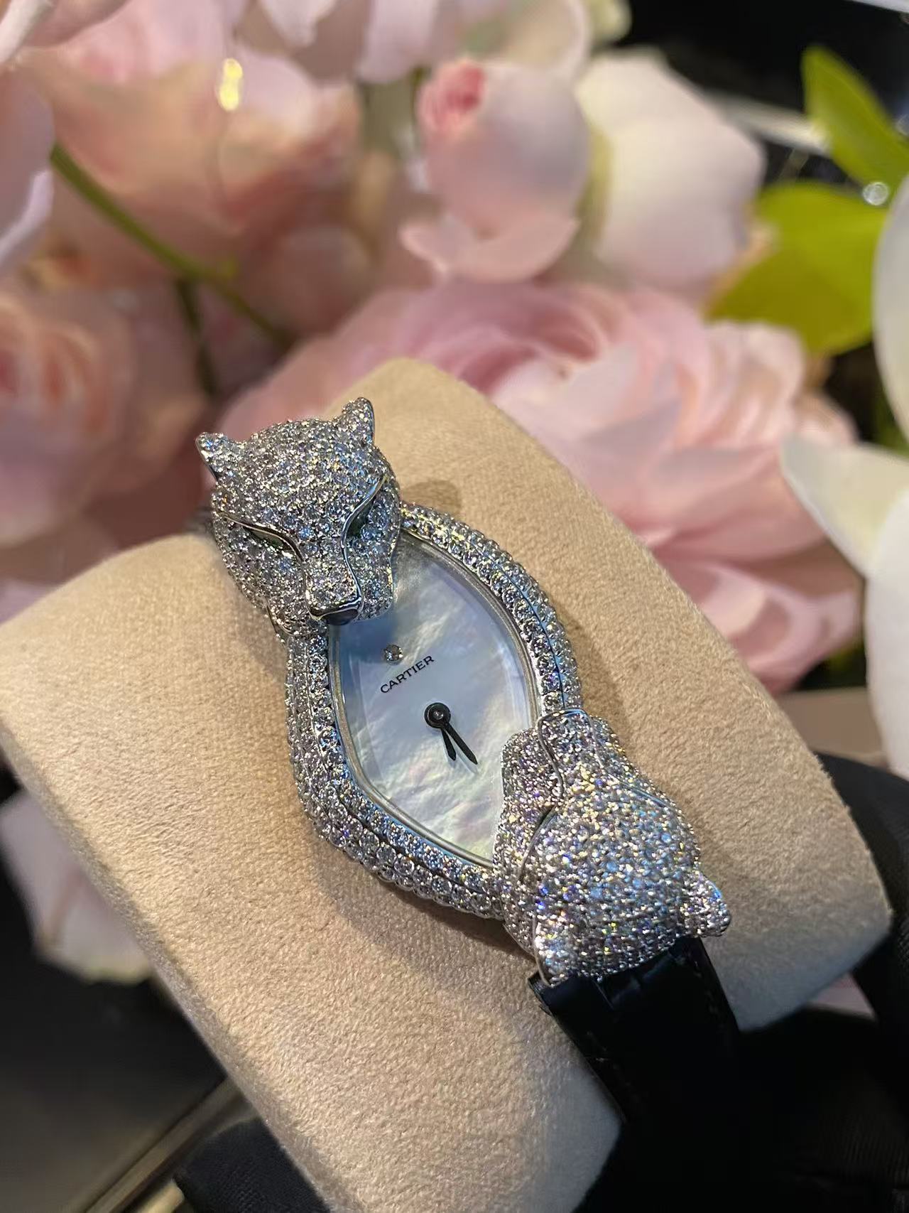 Cartier Panthère Diamond White Gold Watch