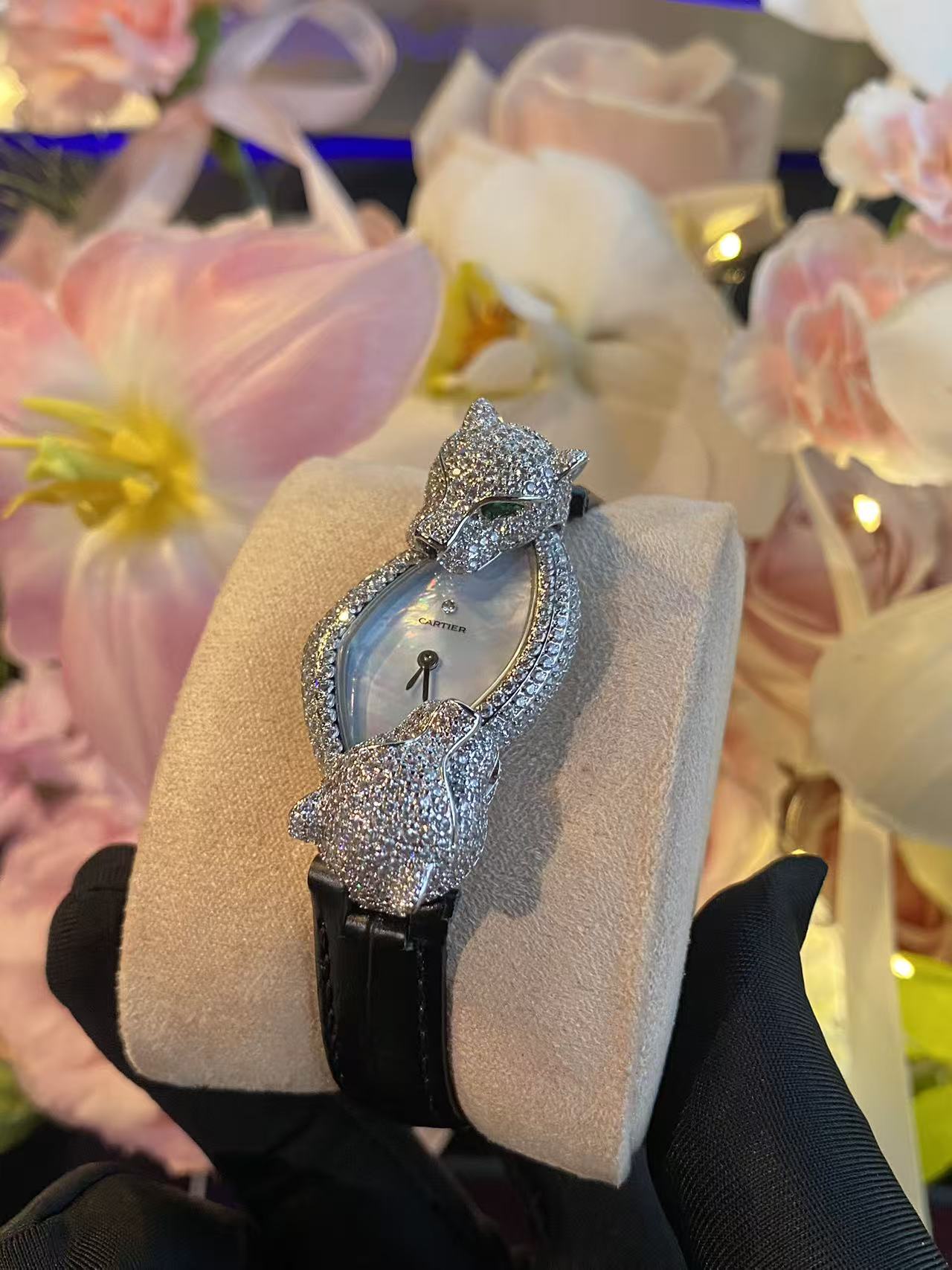 Cartier Panthère Diamond White Gold Watch