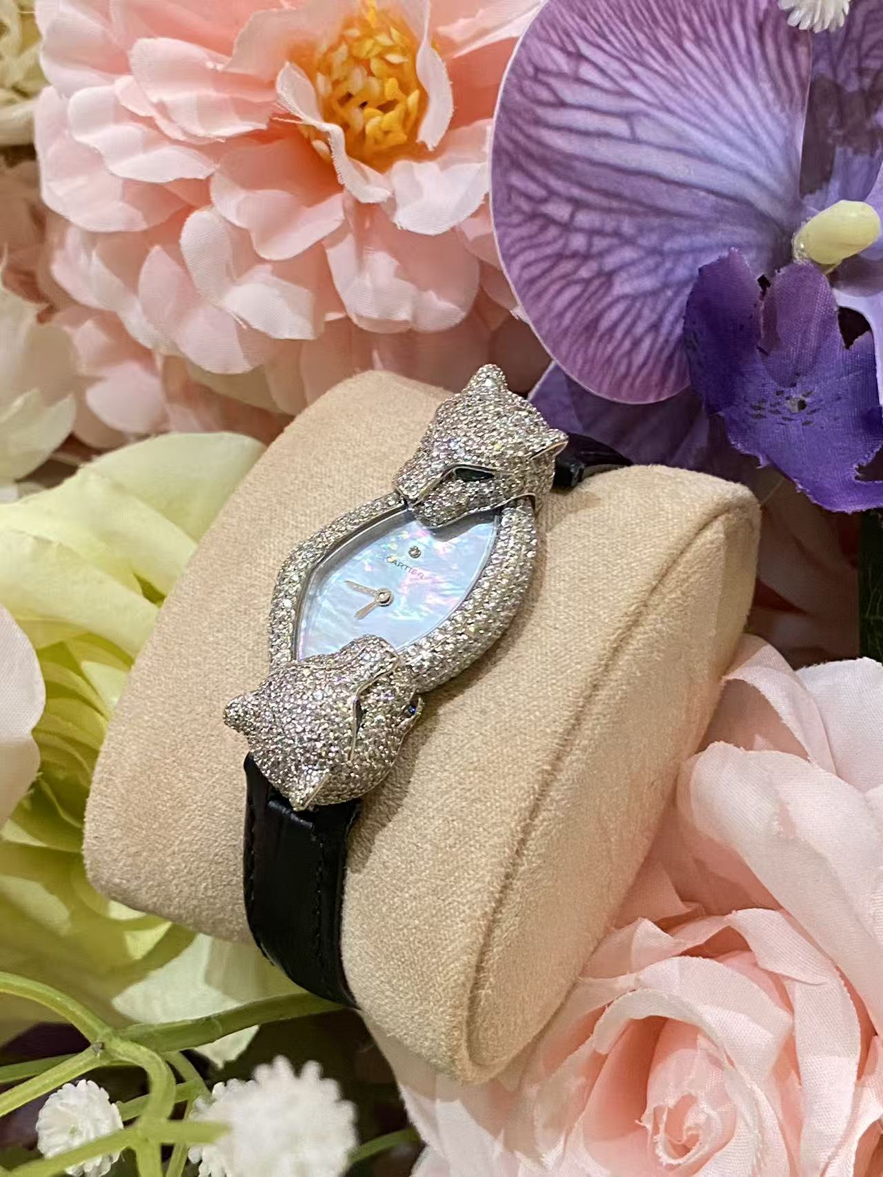 Cartier Panthère Diamond White Gold Watch