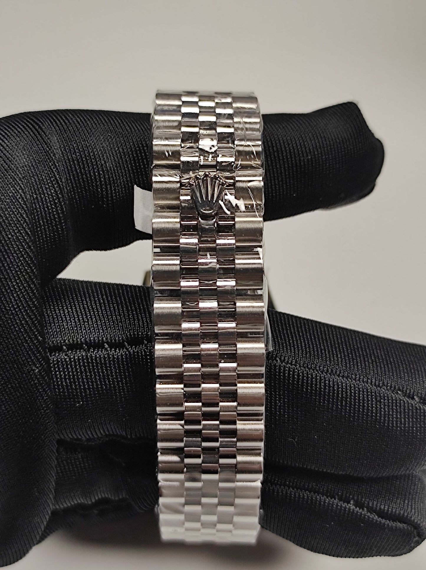 Rolex Datejust 31 Pink Roman Dial Jubilee