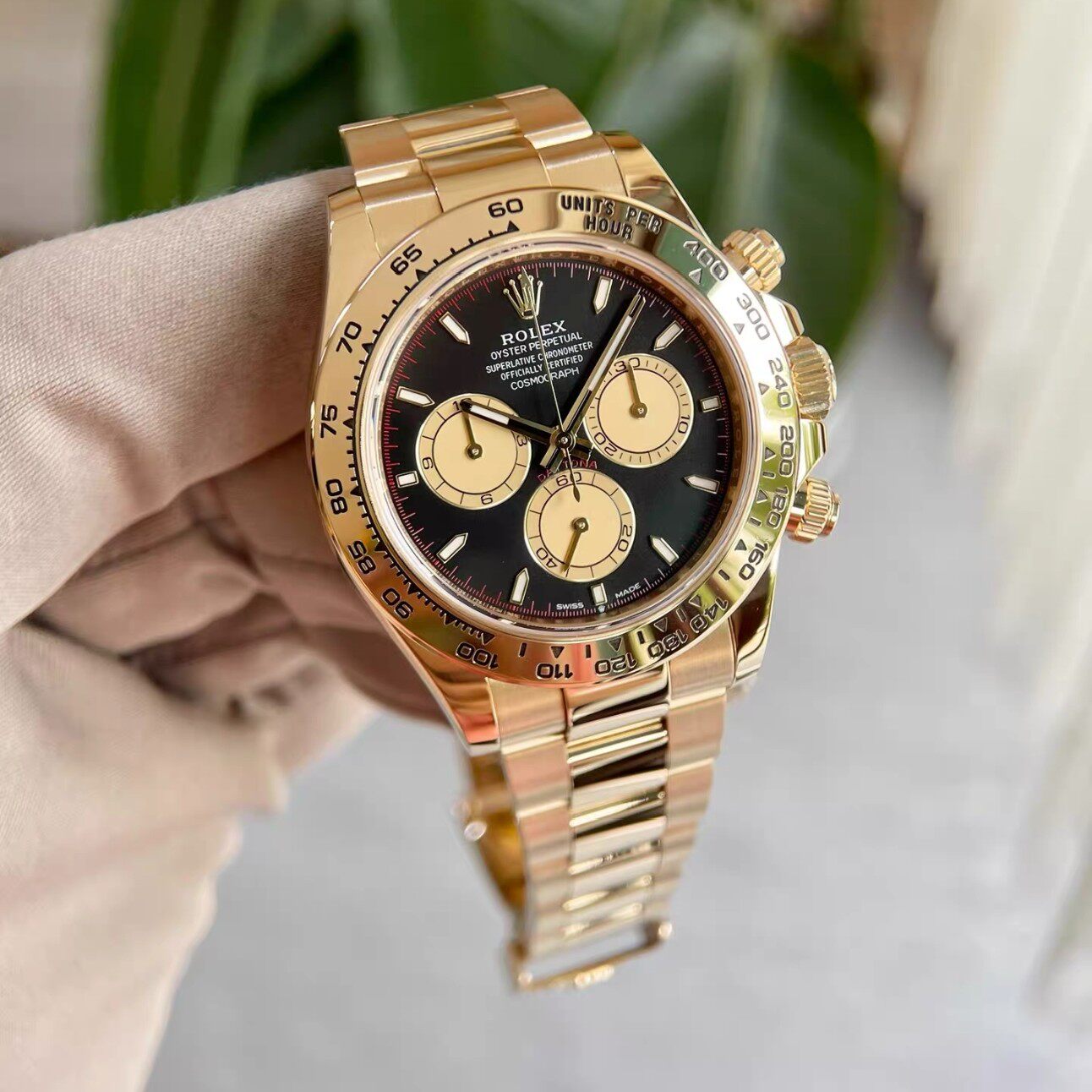 Rolex Daytona 126508 Yellow Gold Black Dial