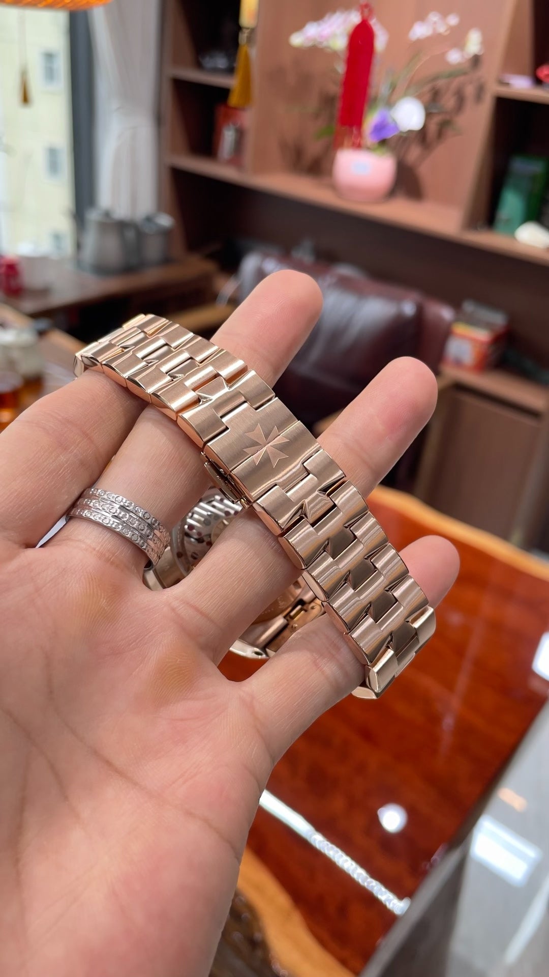 Vacheron Constantin Overseas Chronograph 5520V Pink Gold Blue Dial