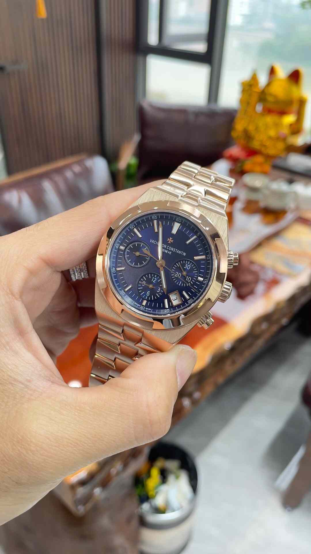 Vacheron Constantin Overseas Chronograph 5520V Pink Gold Blue Dial
