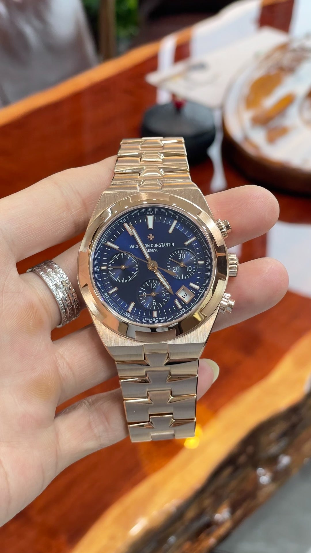 Vacheron Constantin Overseas Chronograph 5520V Pink Gold Blue Dial