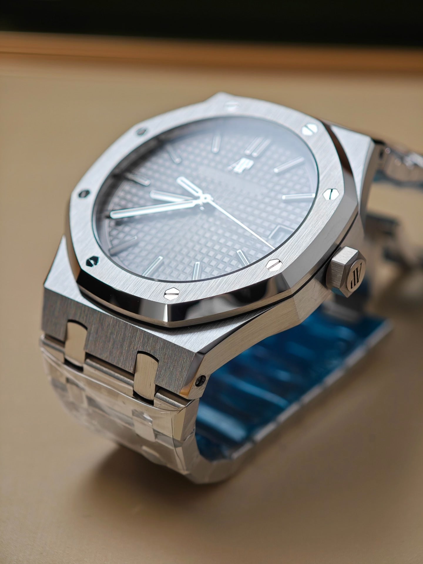 Audemars Piguet Royal Oak 41mm Grey Dial 15500ST