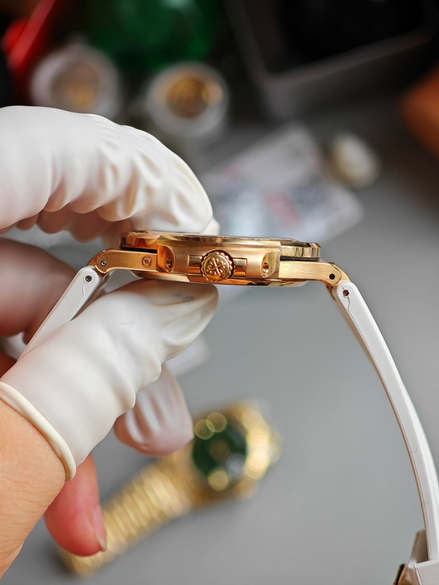 Patek Philippe Nautilus 5724R Rose Gold Diamond Bezel