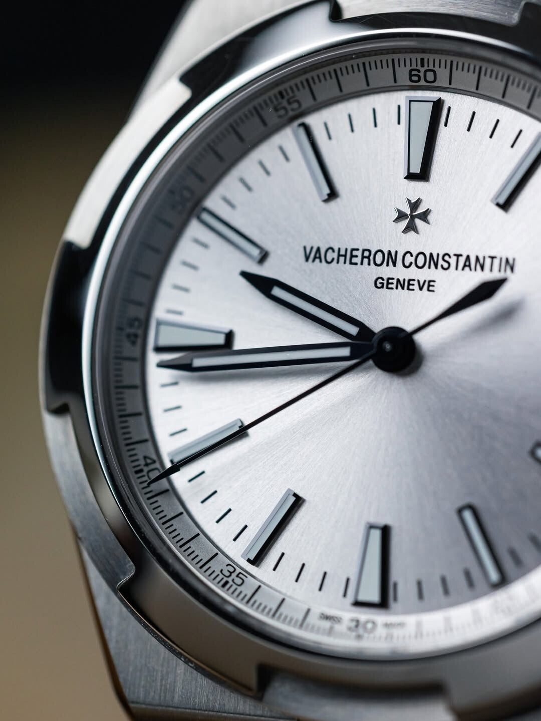 Vacheron Constantin Overseas Stainless Steel Luxury Watch with Integrated Bracelet