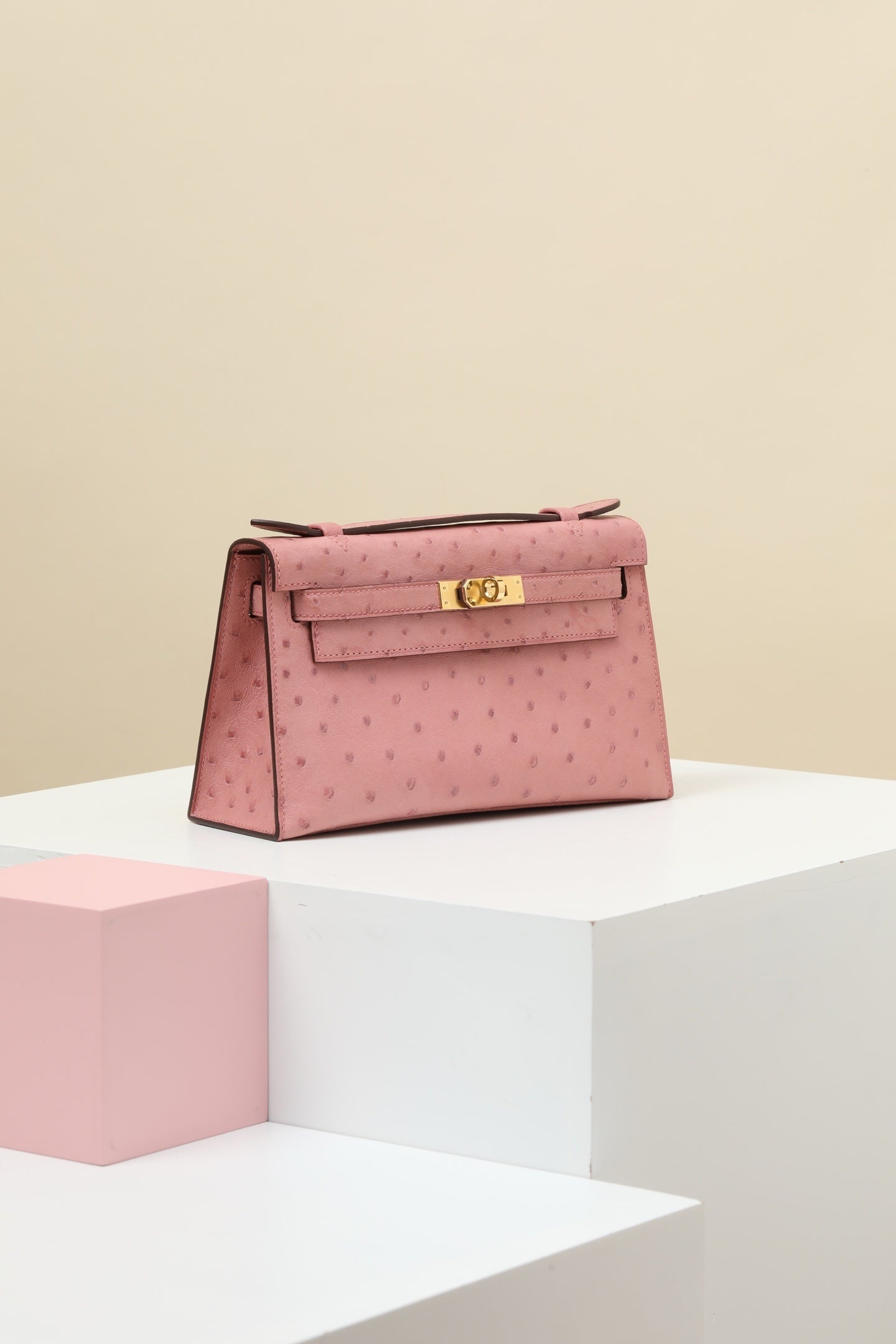 Hermès Kelly Pochette Pink Ostrich Leather