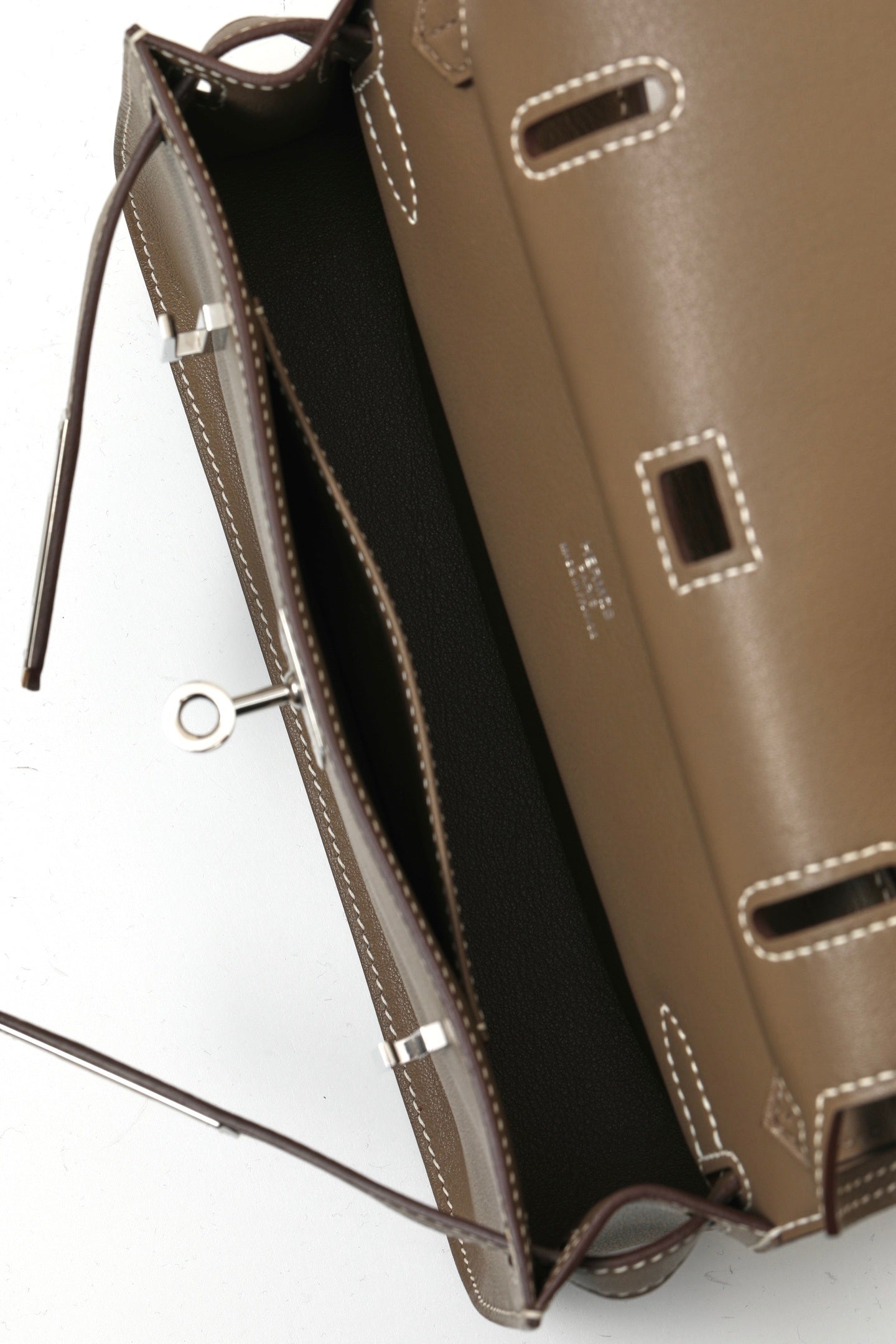 Hermès Mini Jypsière Bag – Elegant Luxury Crossbody Handbag