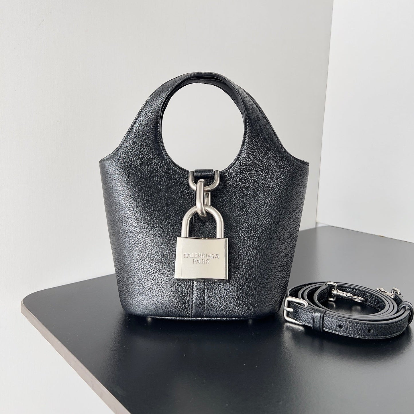 Balenciaga Locker Hobo Black Grained Calfskin Bag