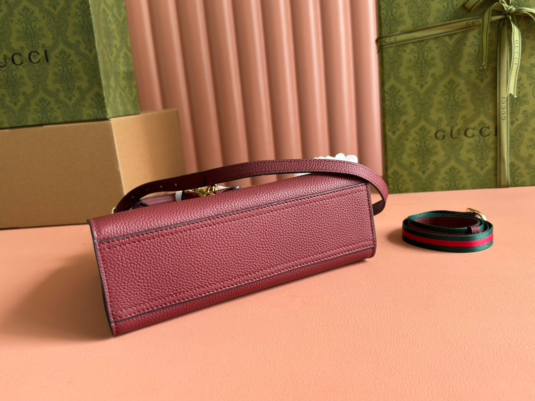 Gucci Small/Medium Tote Bag in Rosso Ancora Red or Bordeaux Grained Leather with Hook Closure