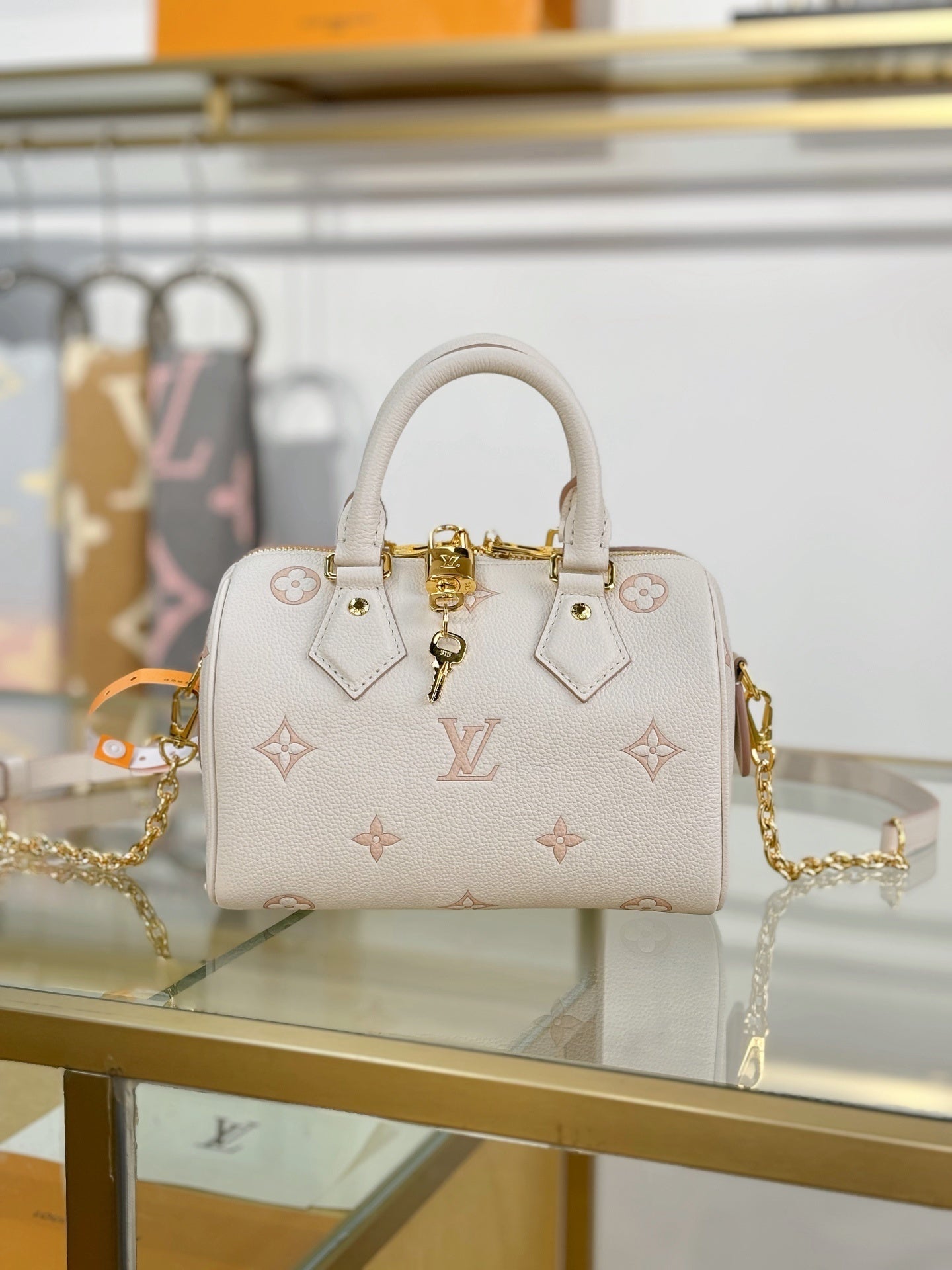 Louis Vuitton Speedy Bandoulière 20 Handbag