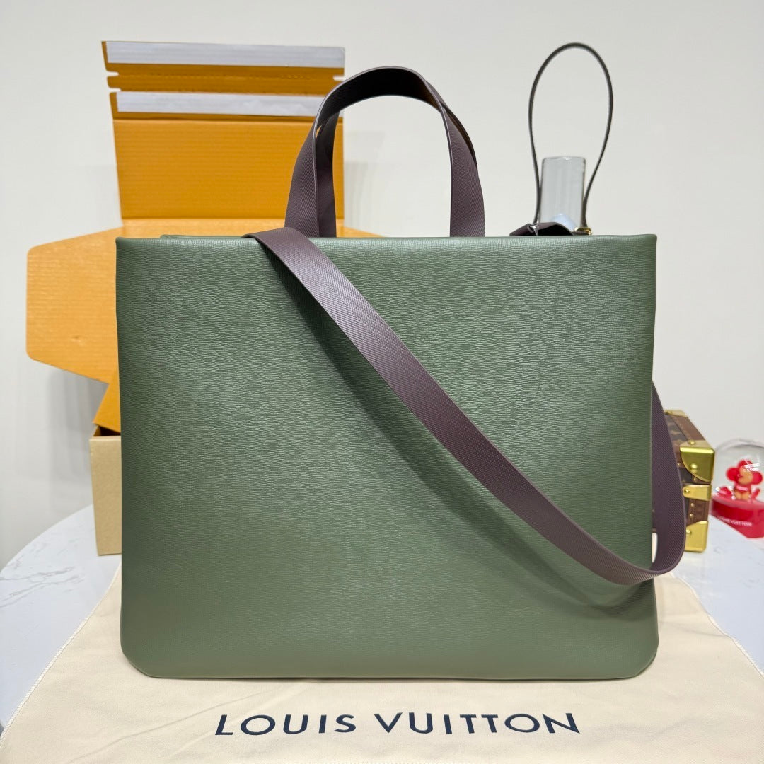 Louis Vuitton Shopper Tote MM Handbag Luxury Designer Tote