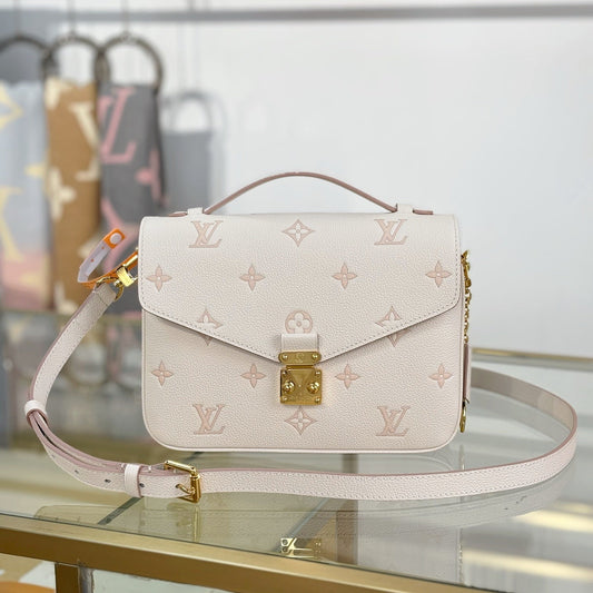 Louis Vuitton Pochette Métis MM Handbag