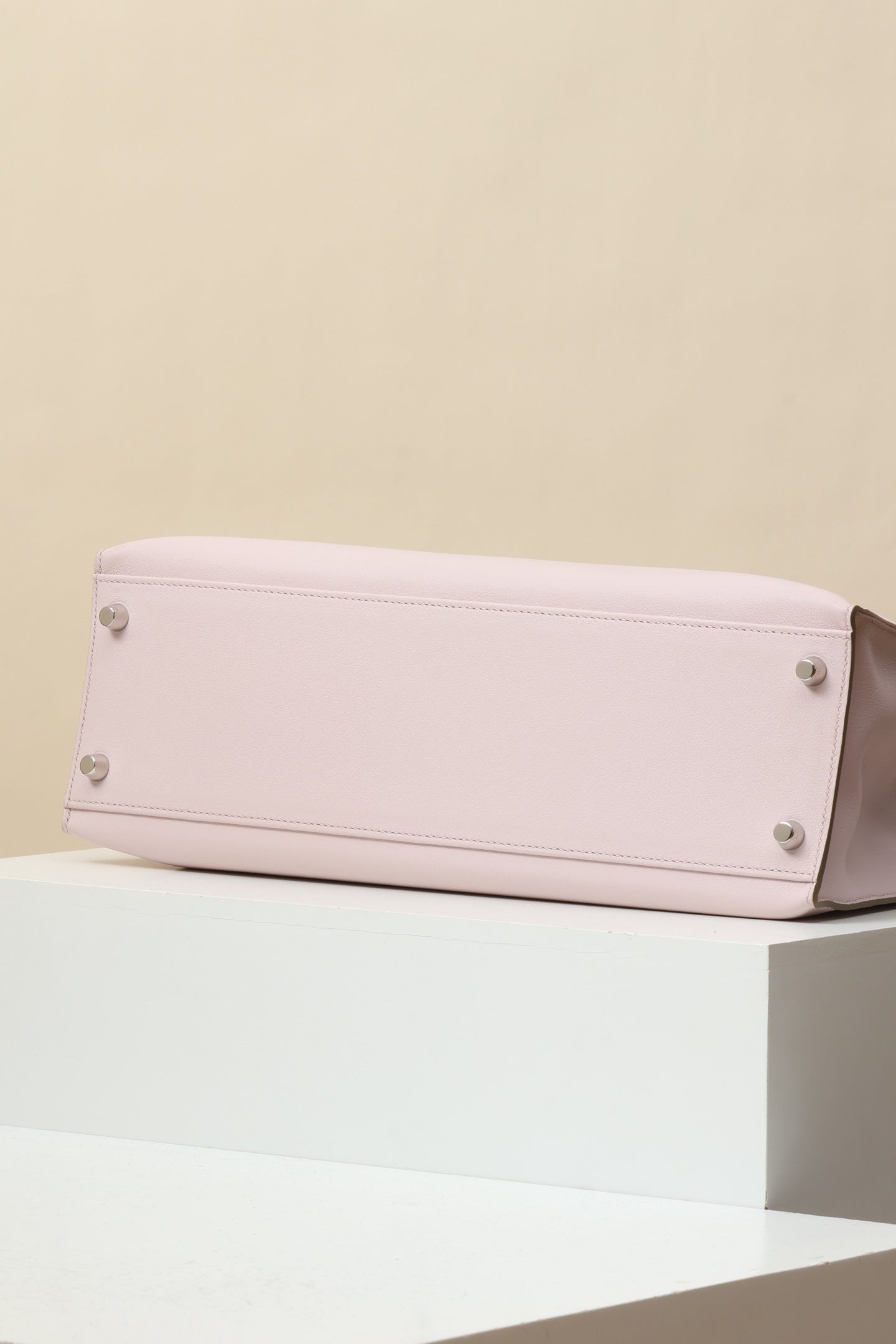 Hermès Kelly Flat 35 Rose Dragee Swift Leather