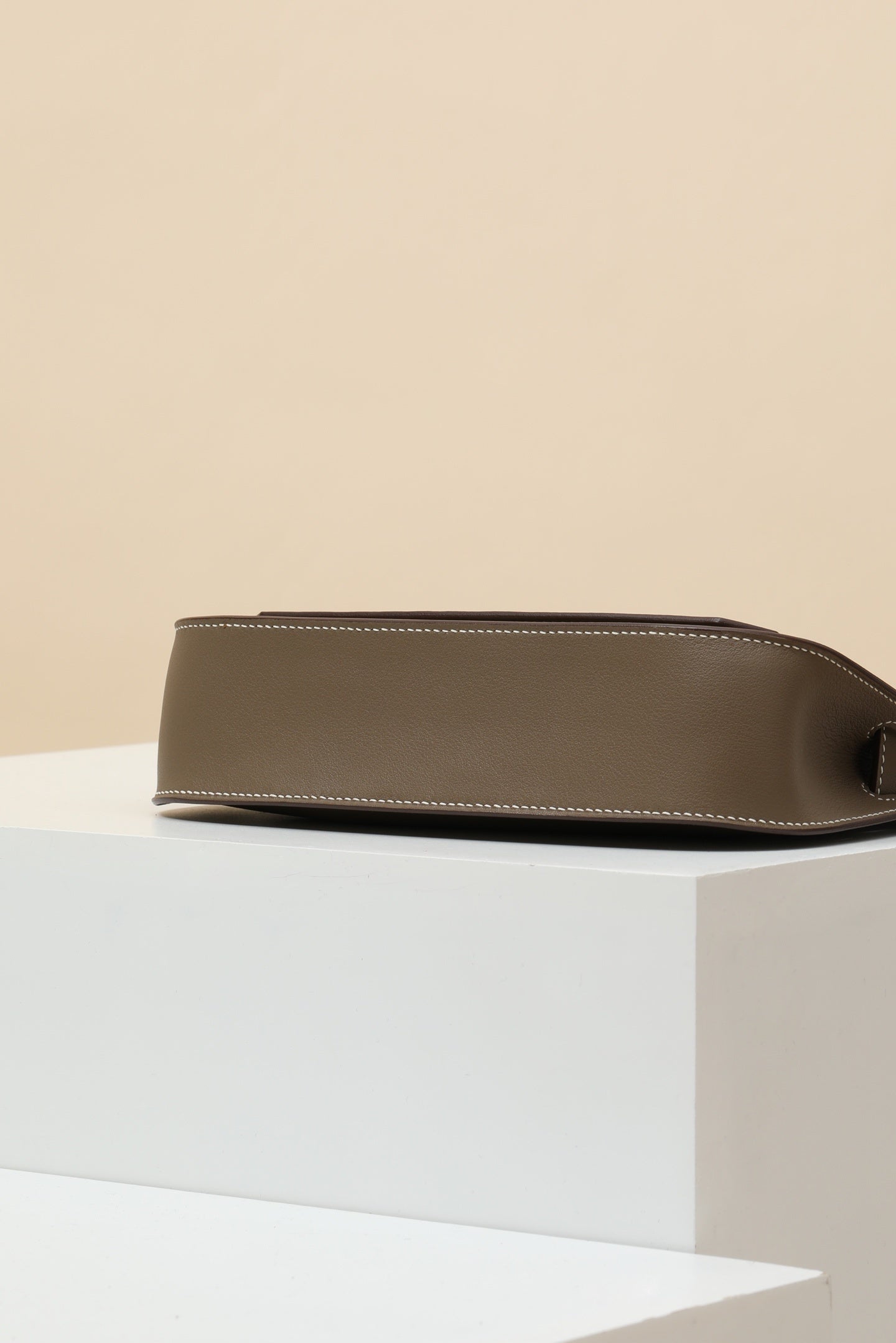 Hermès Mini Jypsière Bag – Elegant Luxury Crossbody Handbag