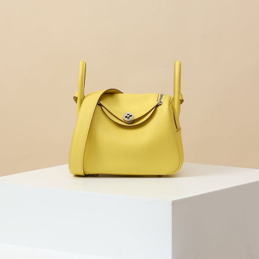 Hermès Lindy Bag – Elegant Luxury Designer Handbag
