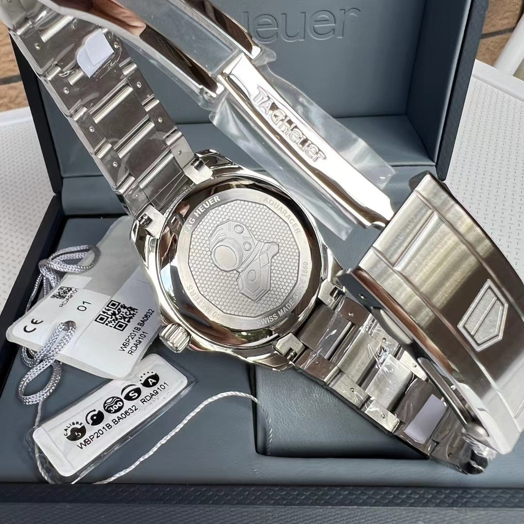 TAG Heuer Aquaracer Professional 300 Orange Diver Watch