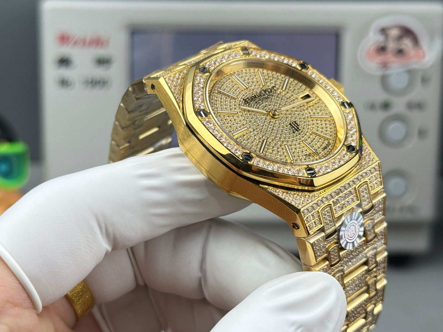Audemars Piguet Royal Oak “Jumbo” Extra-Thin 18K Yellow Gold – Iced Out Diamond & Yellow Sapphire Watch