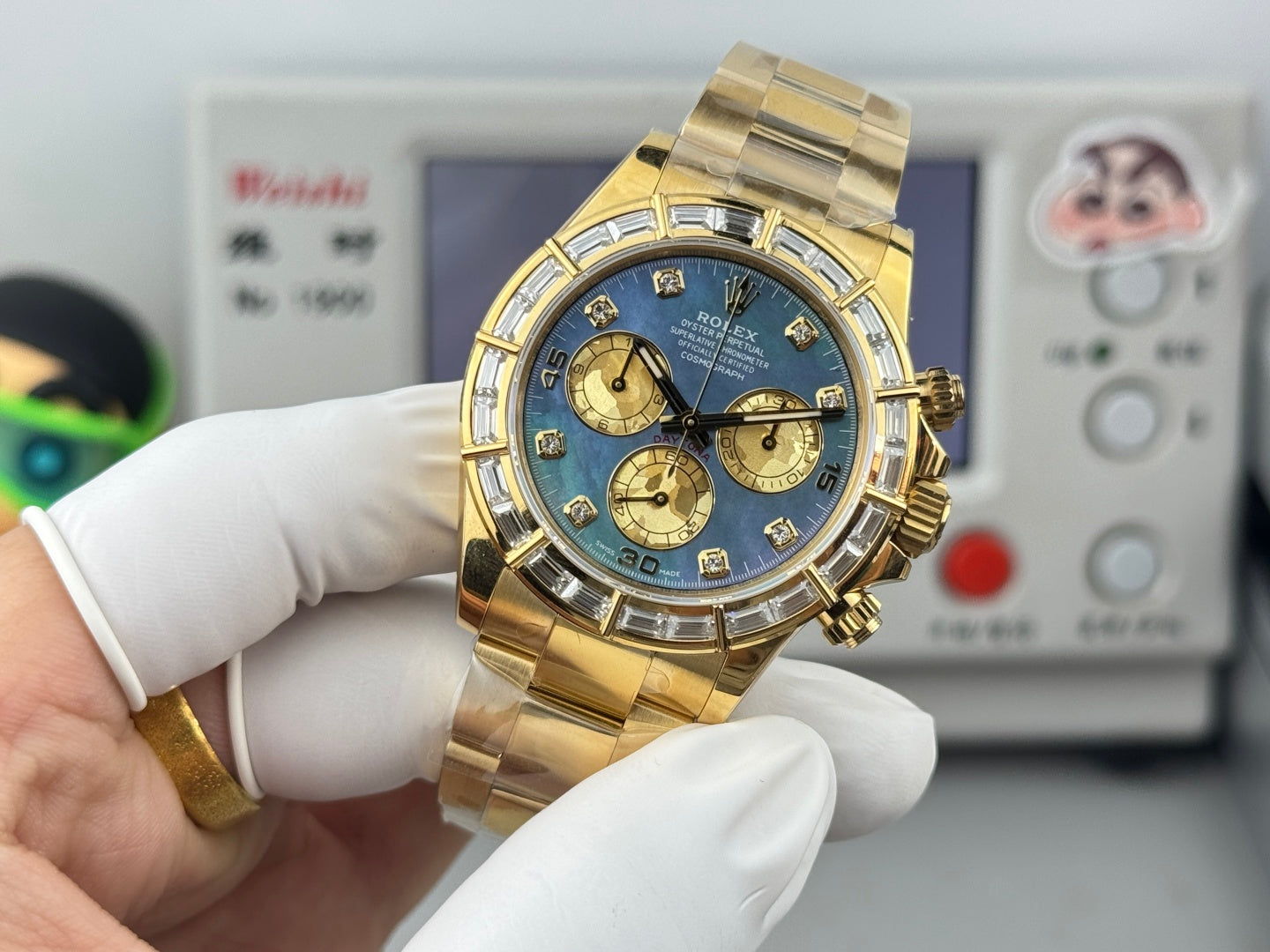 Rolex Cosmograph Daytona 116568BR Yellow Gold Diamond Bezel